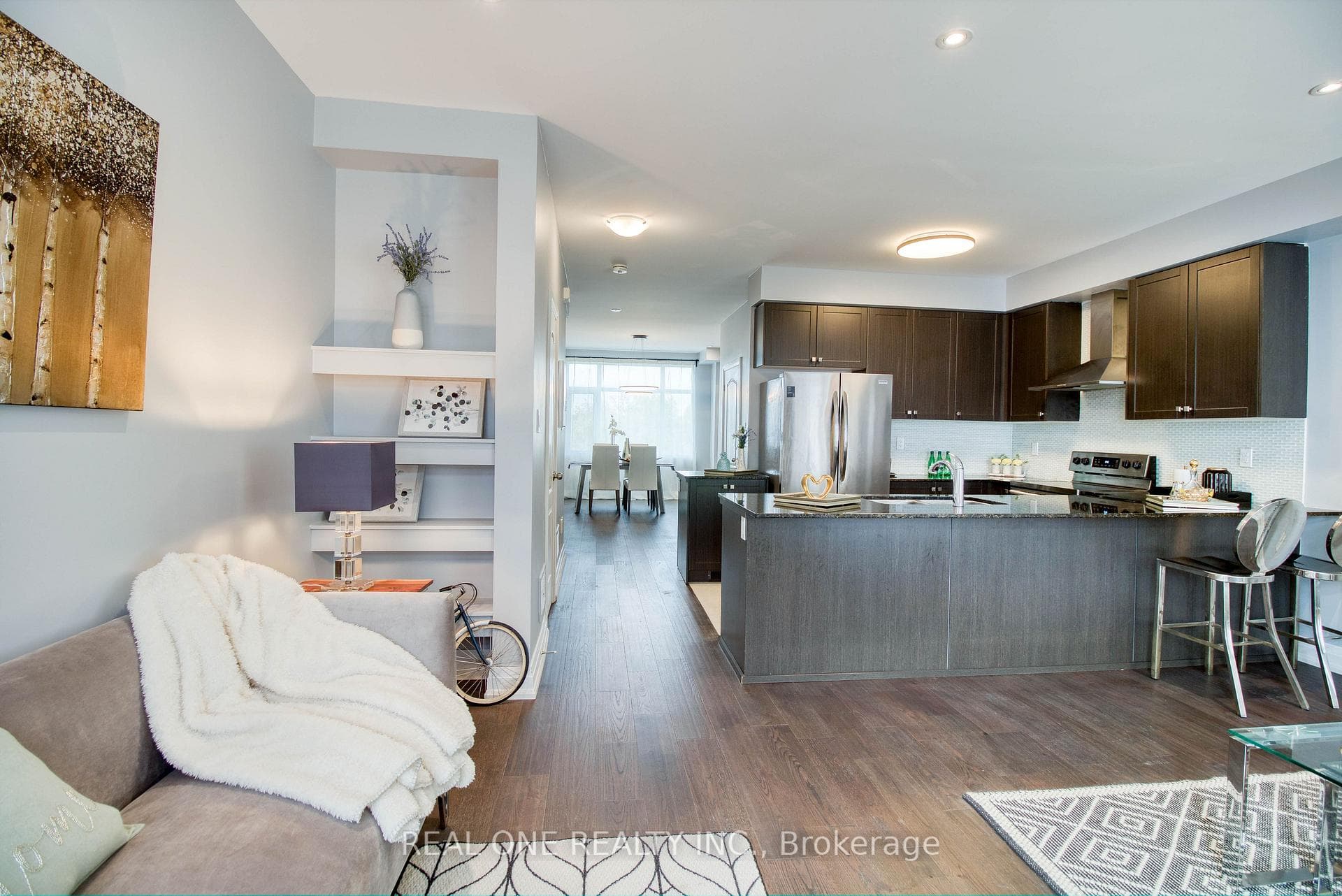 12 Teasel Way photo 14