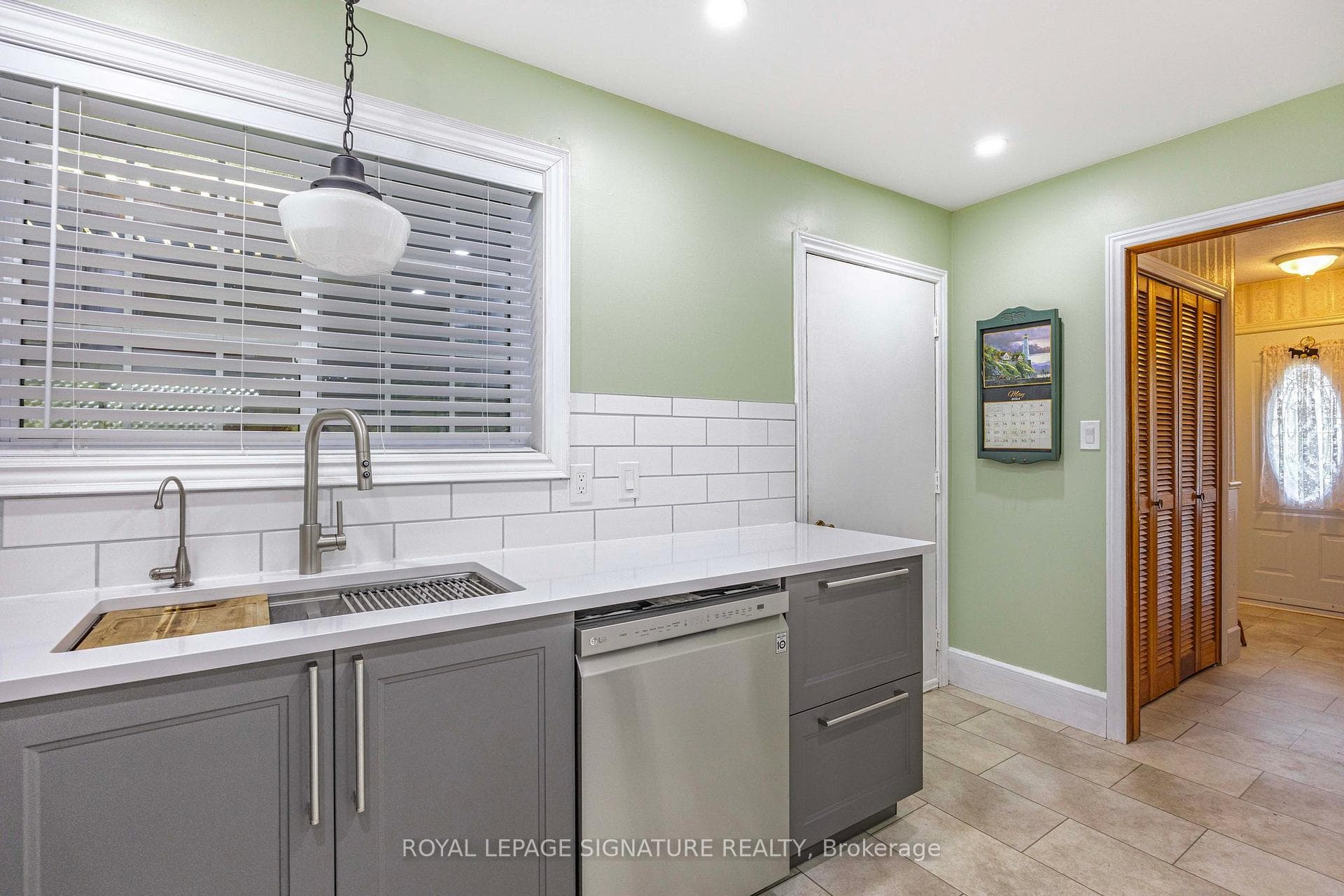 3163 Mayfield Road photo 5