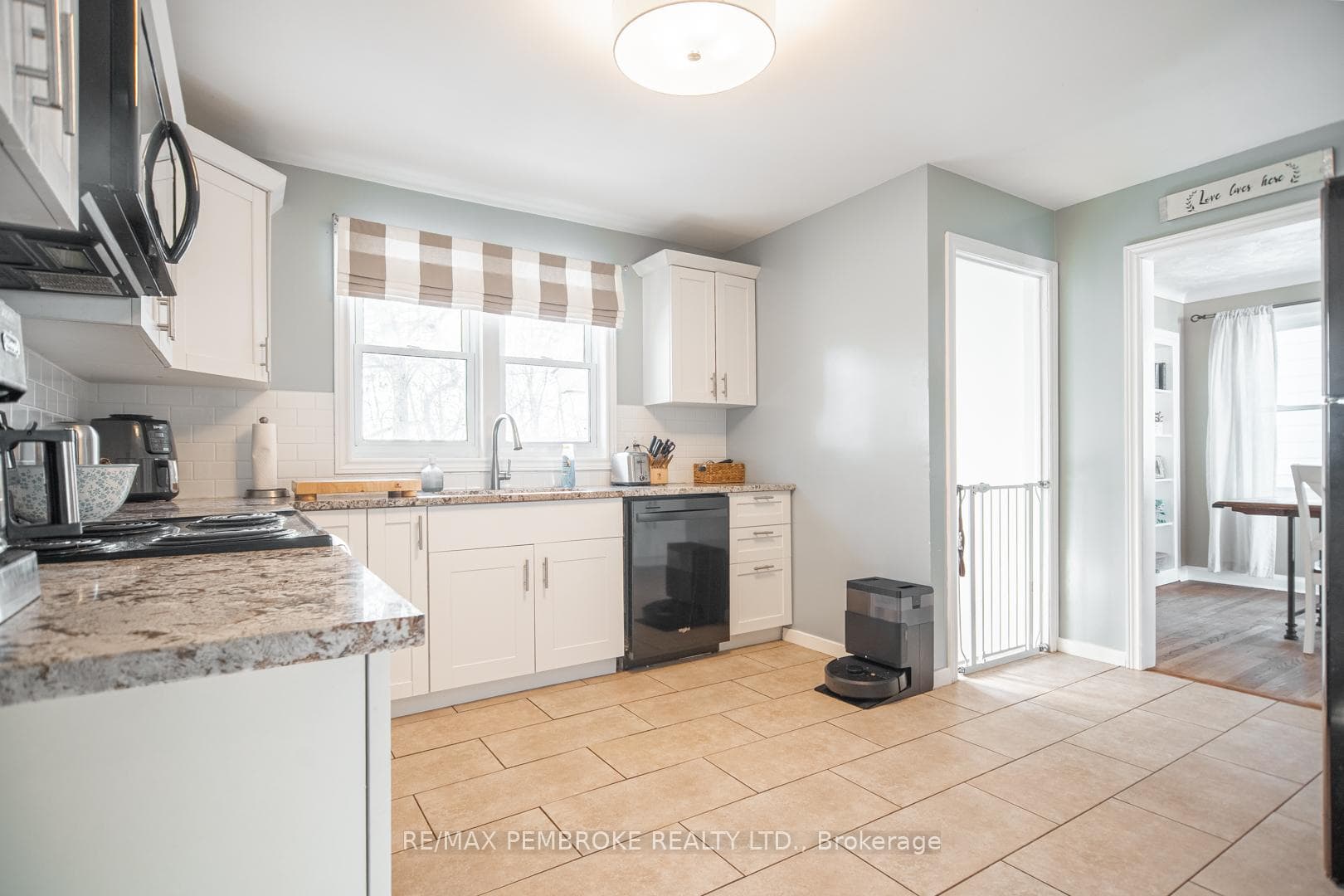 251 Broadview Drive photo 23