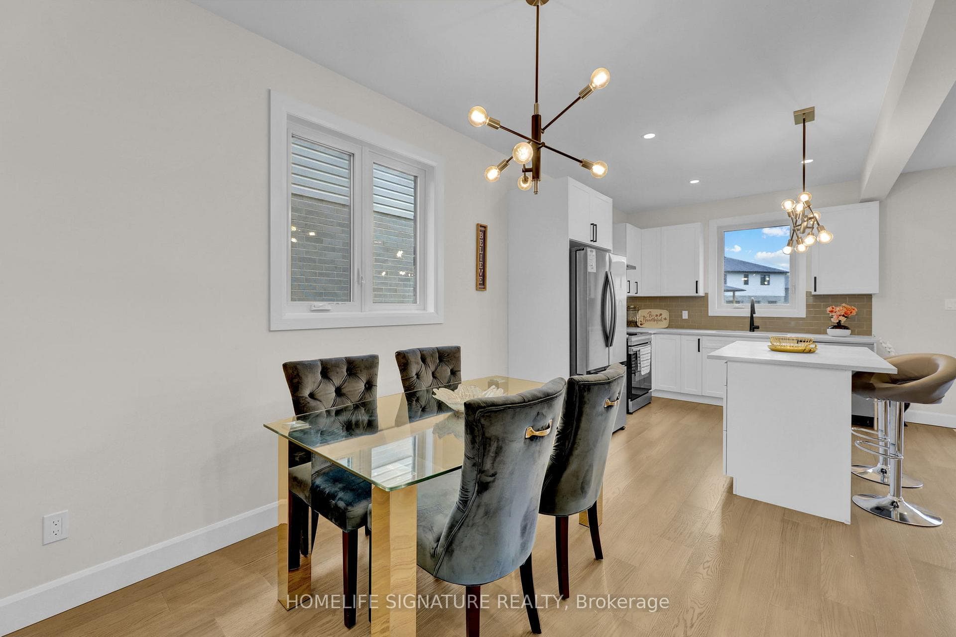 6433 Royal Magnolia Avenue photo 8