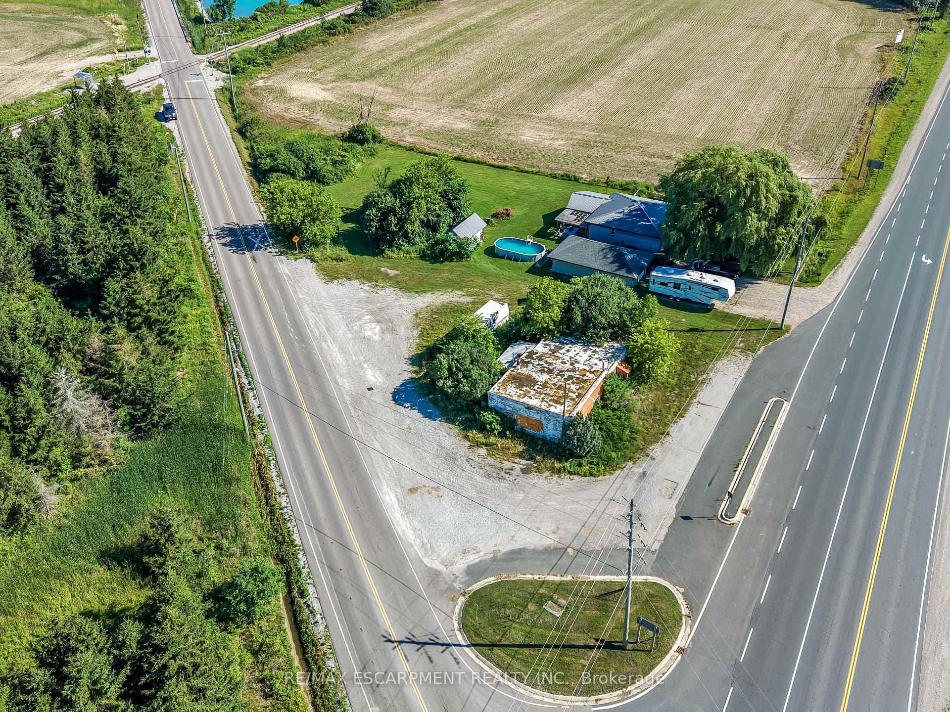 3819 Highway 6 N/A photo 7