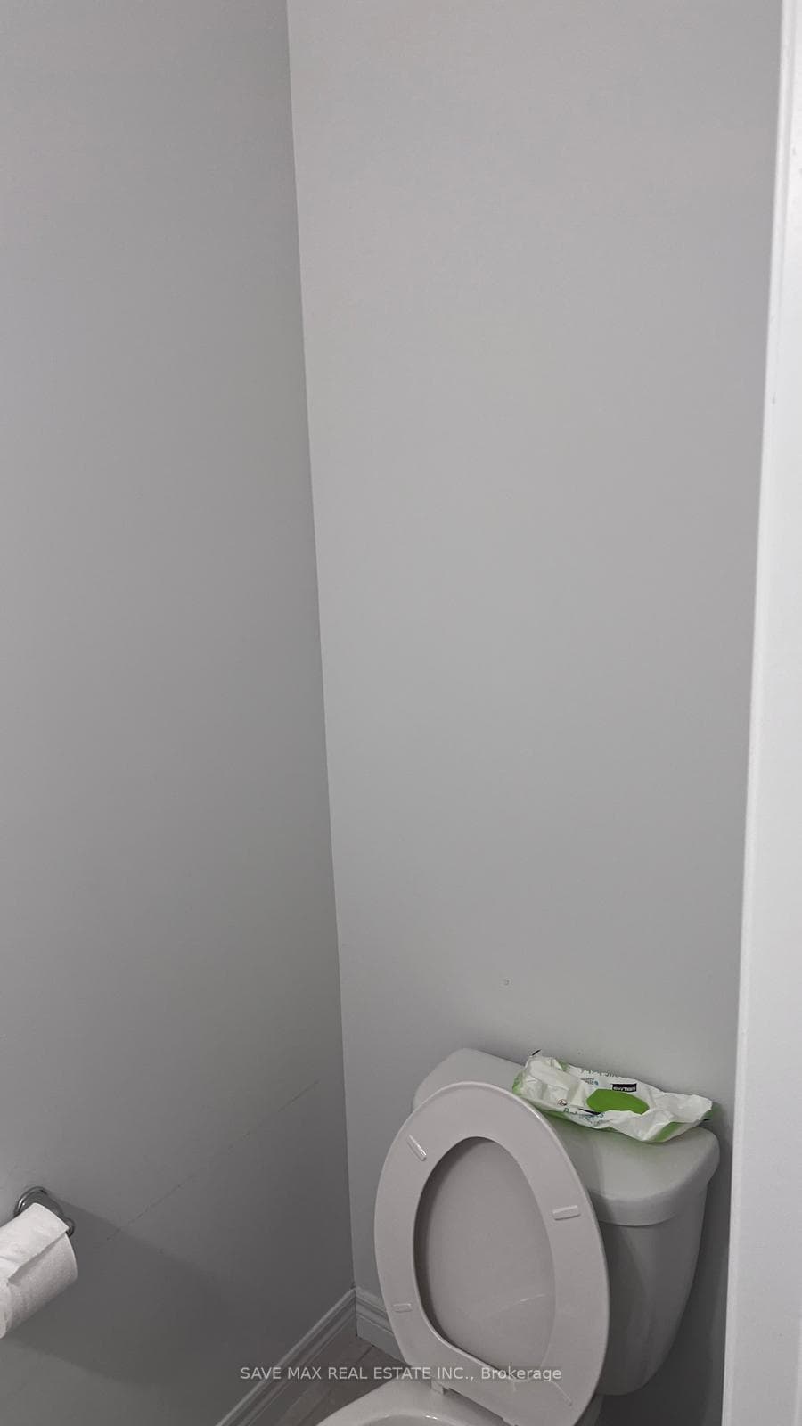 3975 Crown Street photo 11