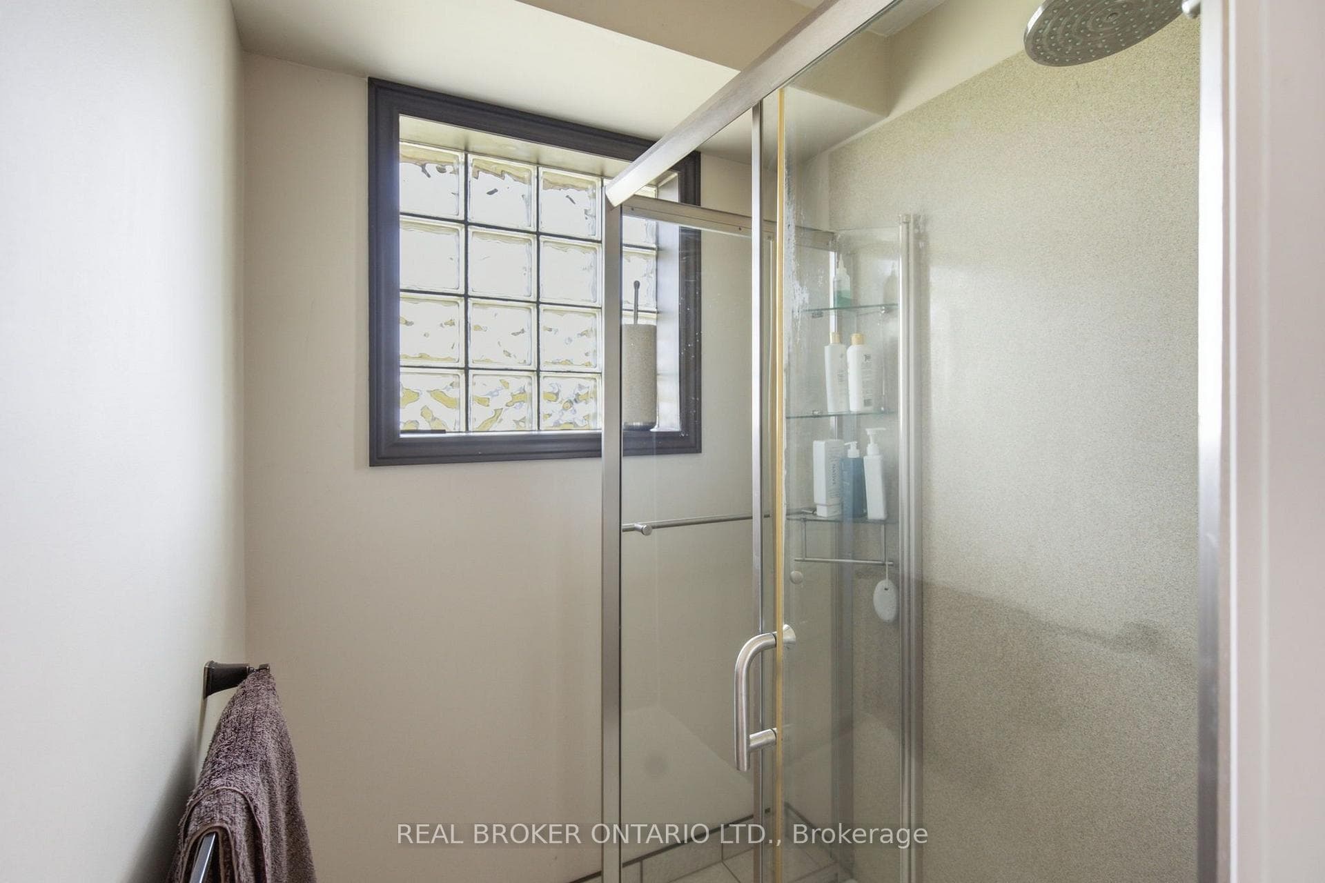 785 Reid Road photo 25
