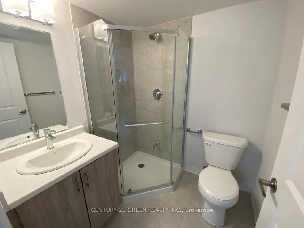 51 Sparrow Avenue Unit 23 photo 4