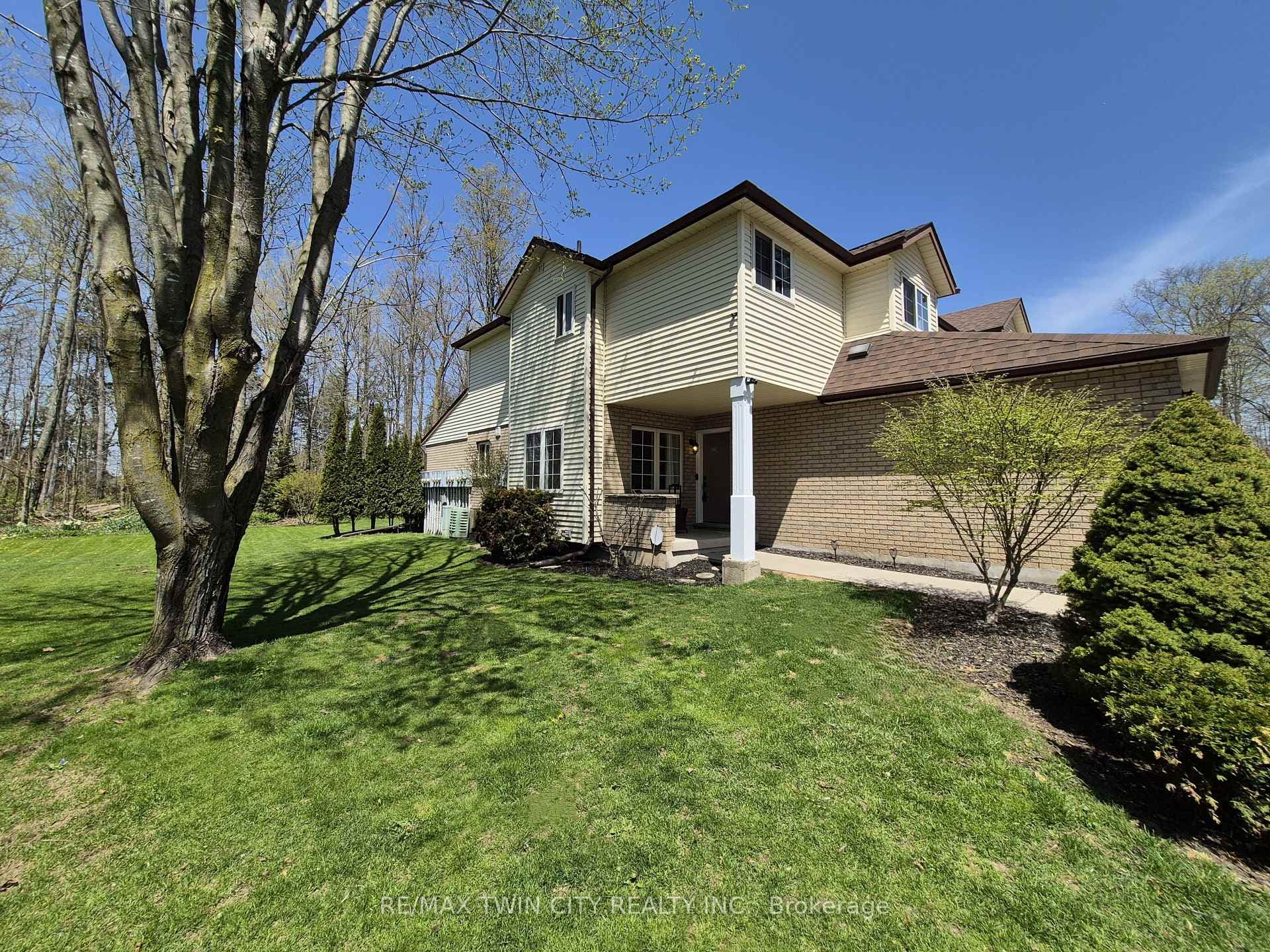 20 Forrest Avenue Unit 13 photo 39