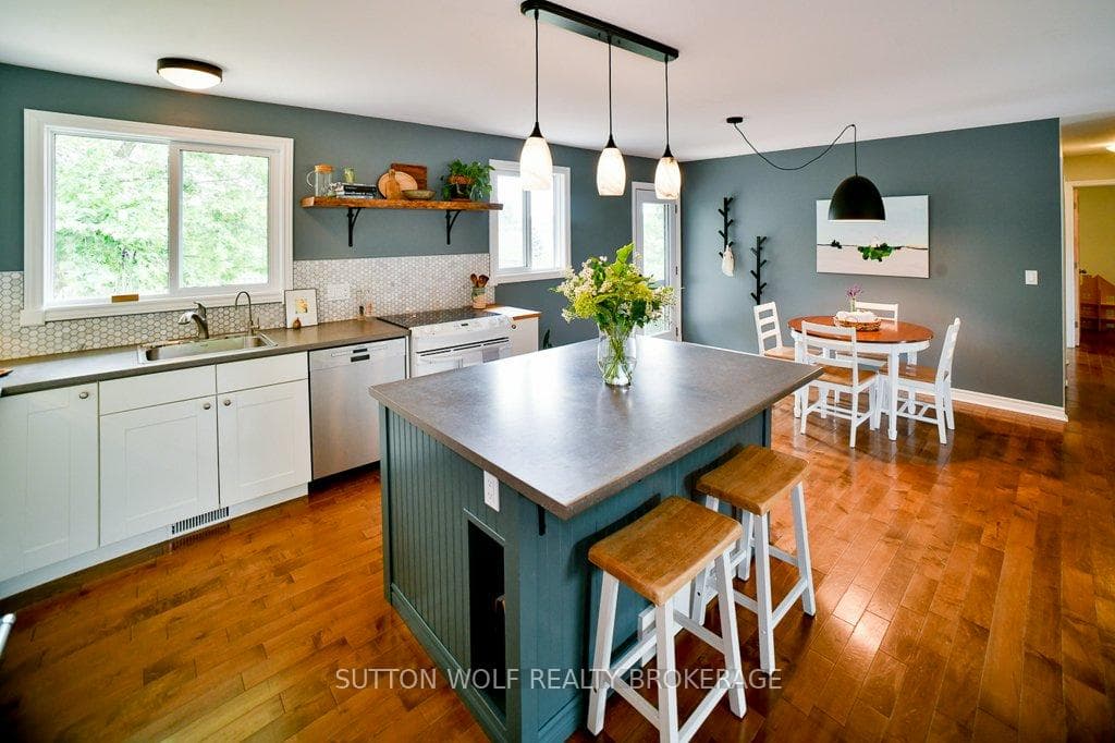 2268 Bentim Road photo 9