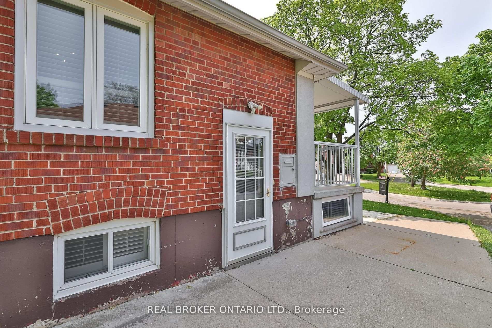 14 Woodridge Court photo 41