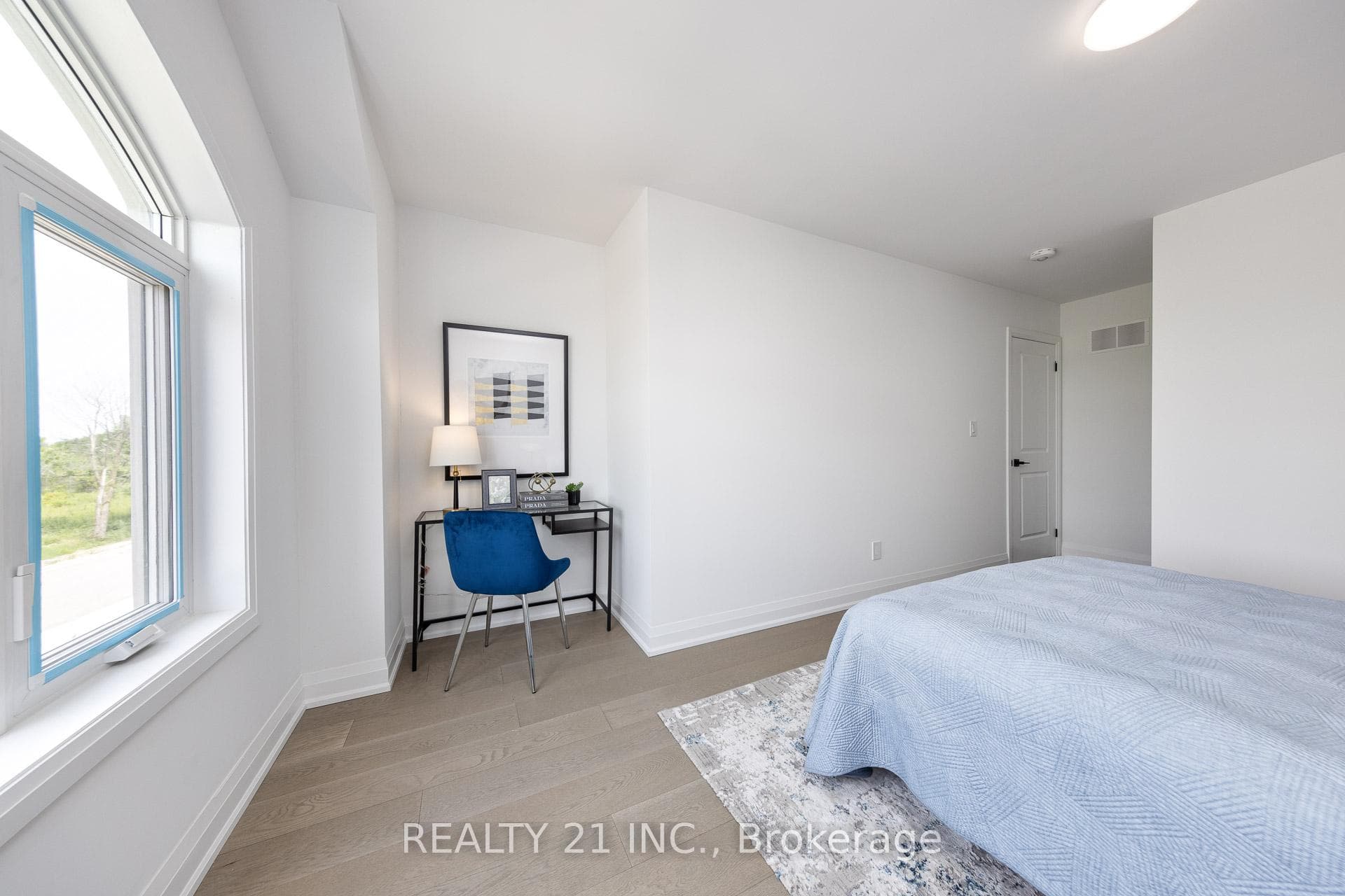 91 Chelliah Court photo 17