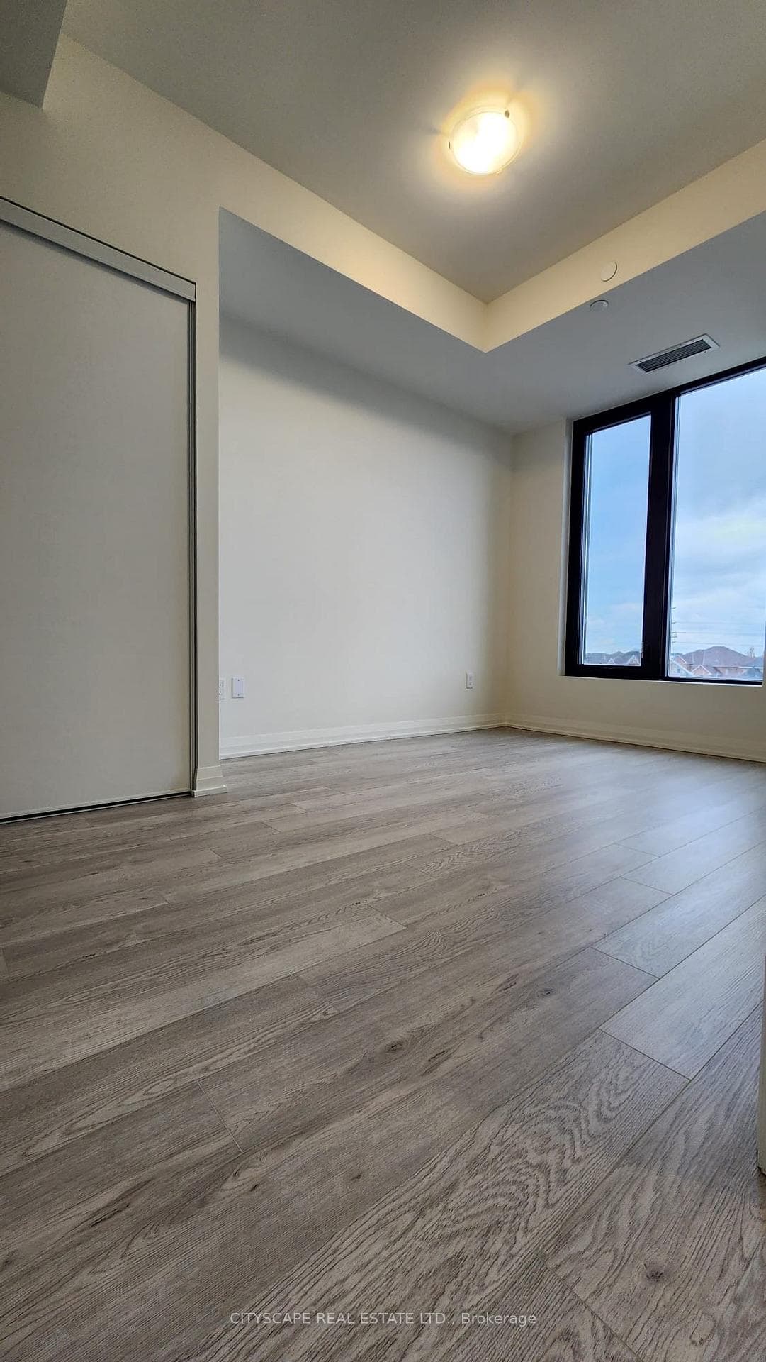 1415 Dundas Street Unit 313 photo 12