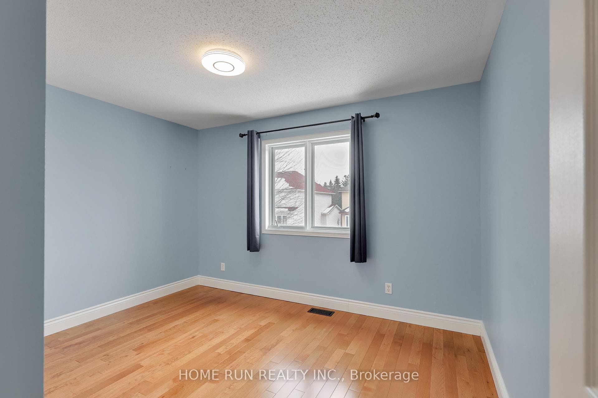 11 Westmeath Crescent photo 30