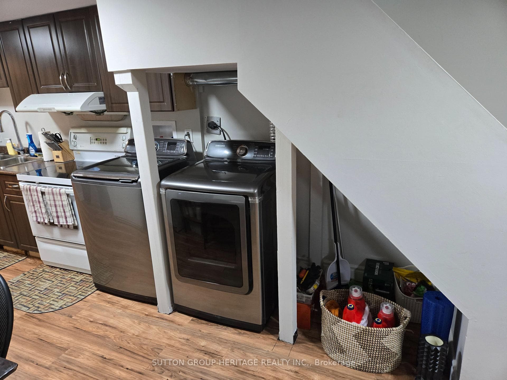 36 Plumridge Court Unit B photo 8