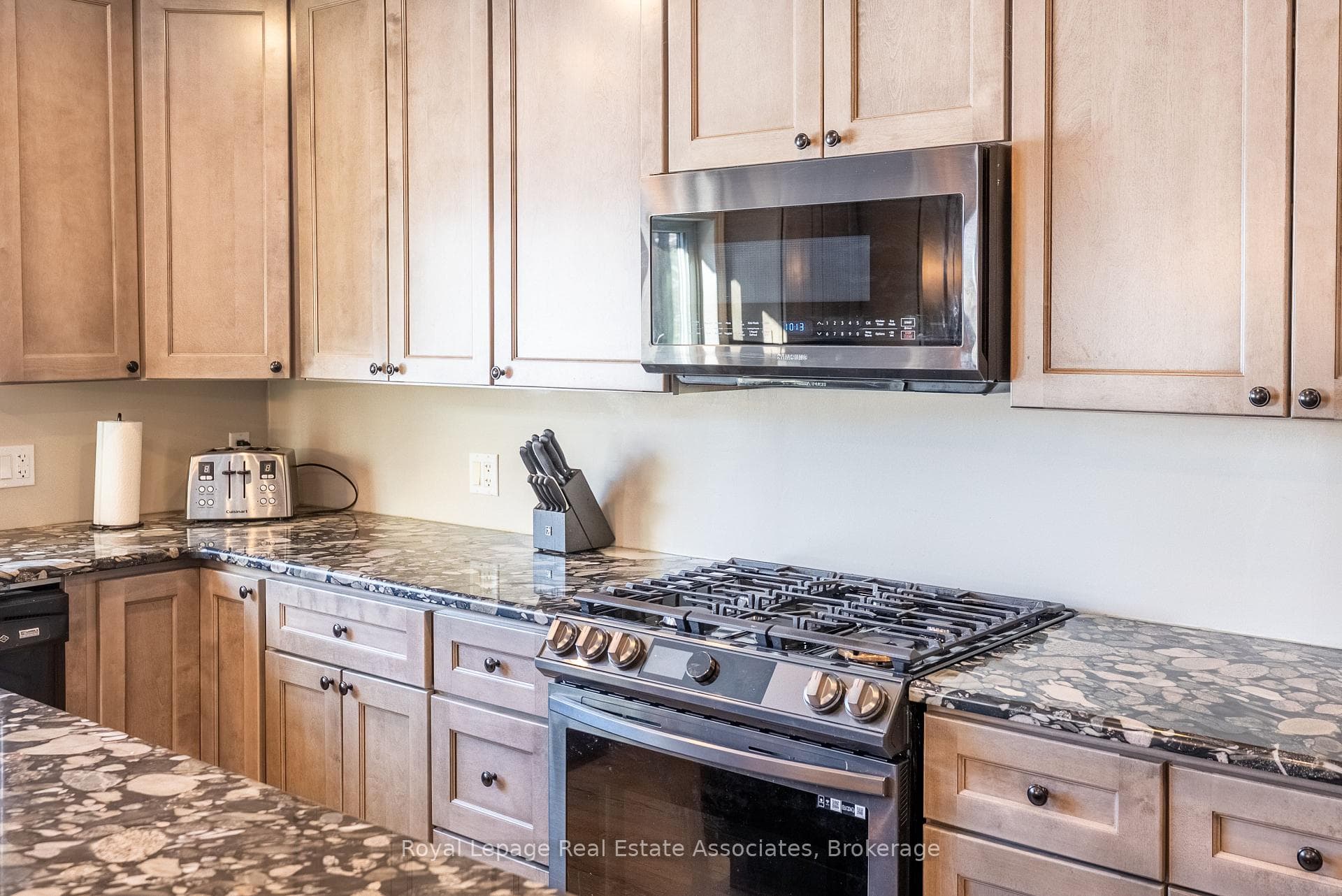 196 Circle Road photo 8