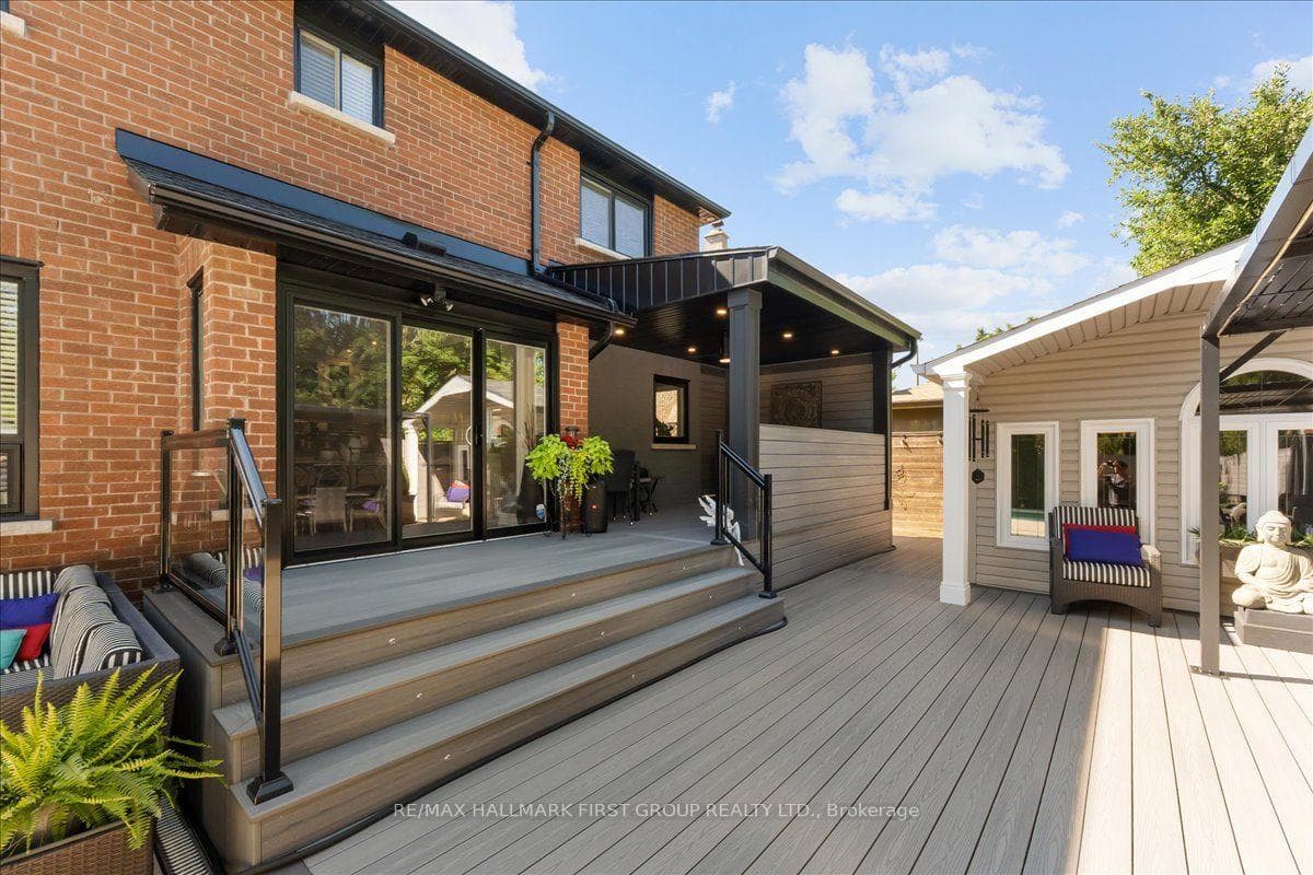 15 Polo Place photo 29