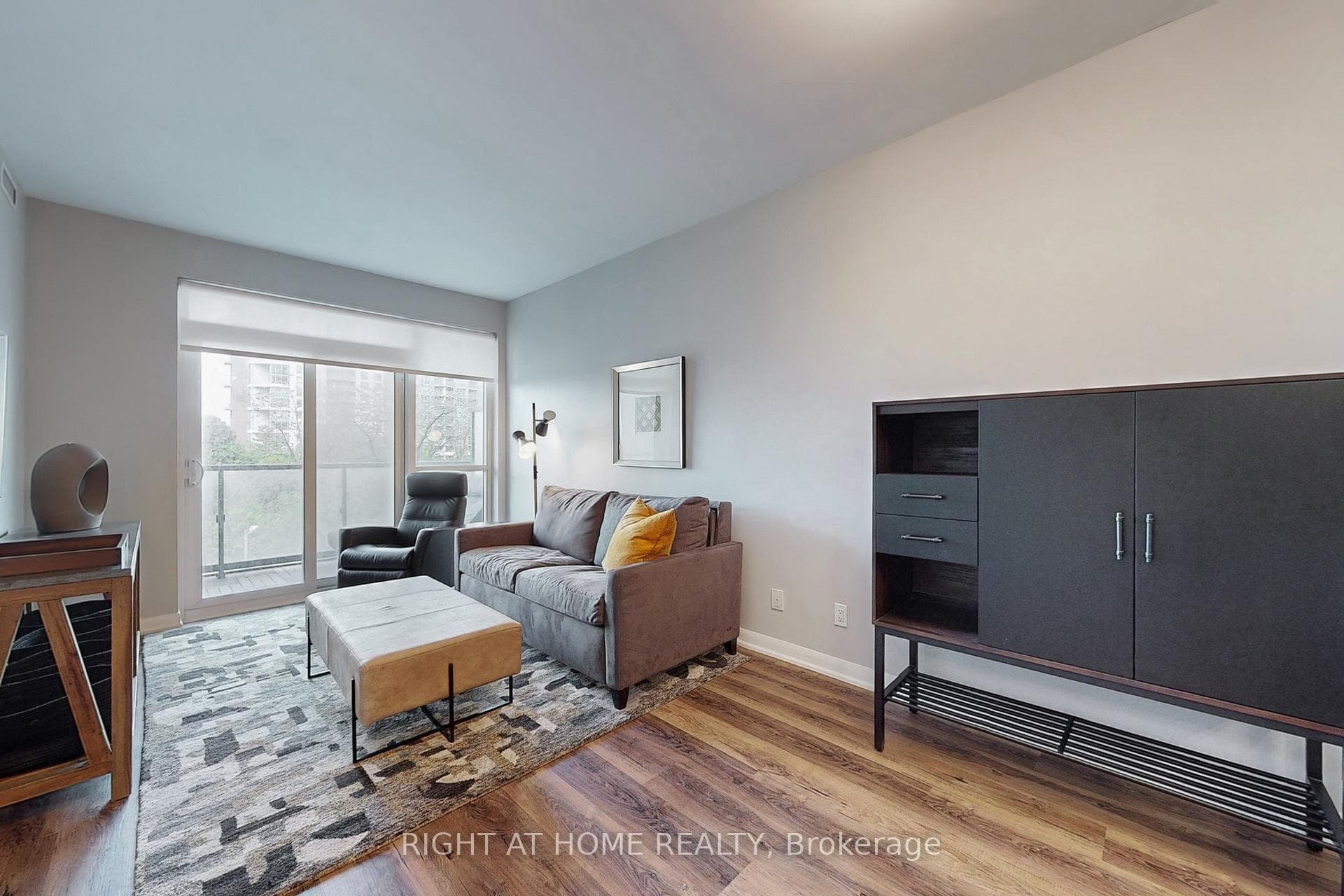 5162 Yonge Street Unit 202 photo 6