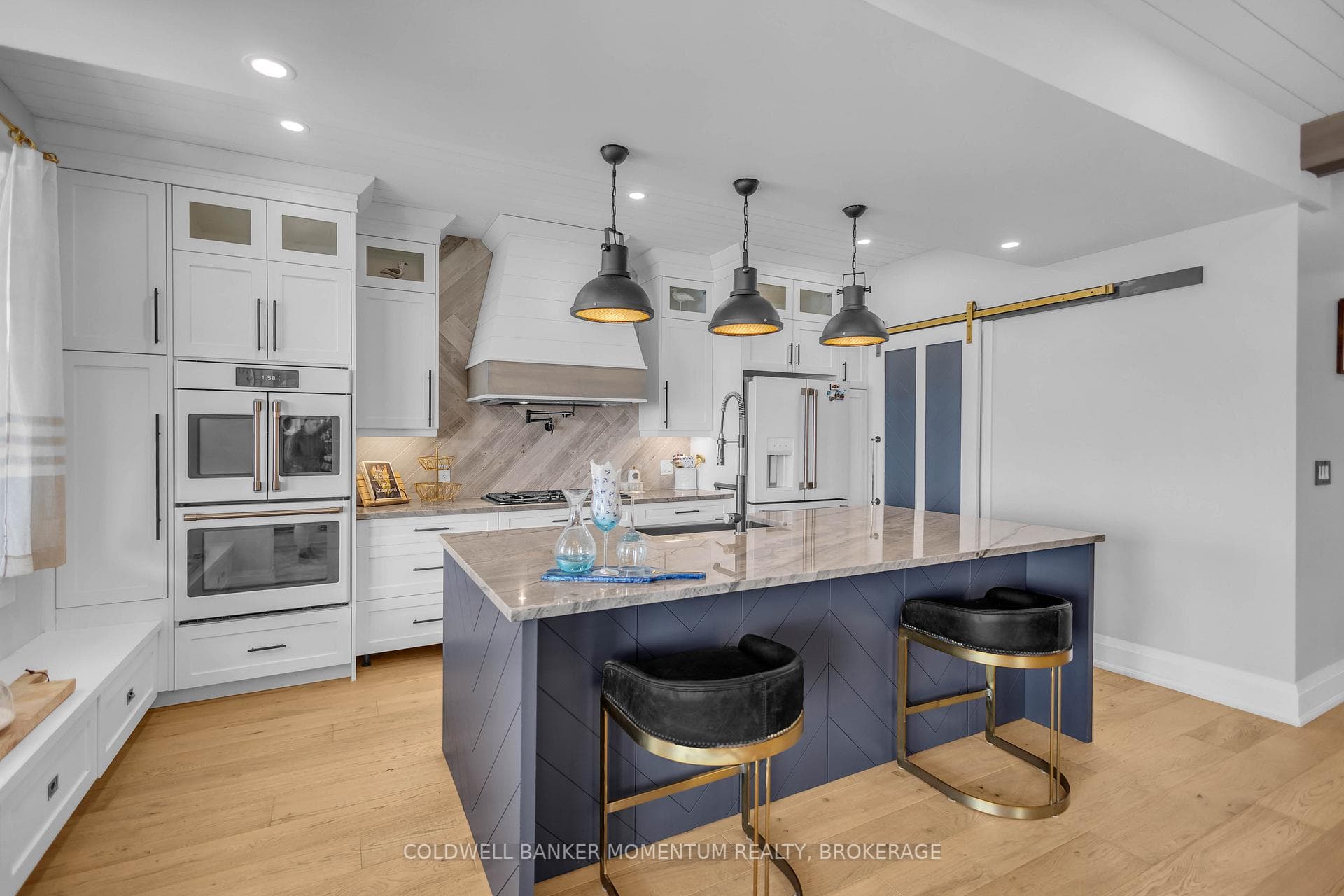 33 Cedar Drive photo 6