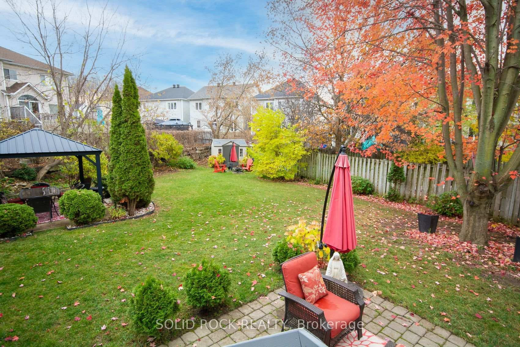 61 Flowertree Crescent photo 28
