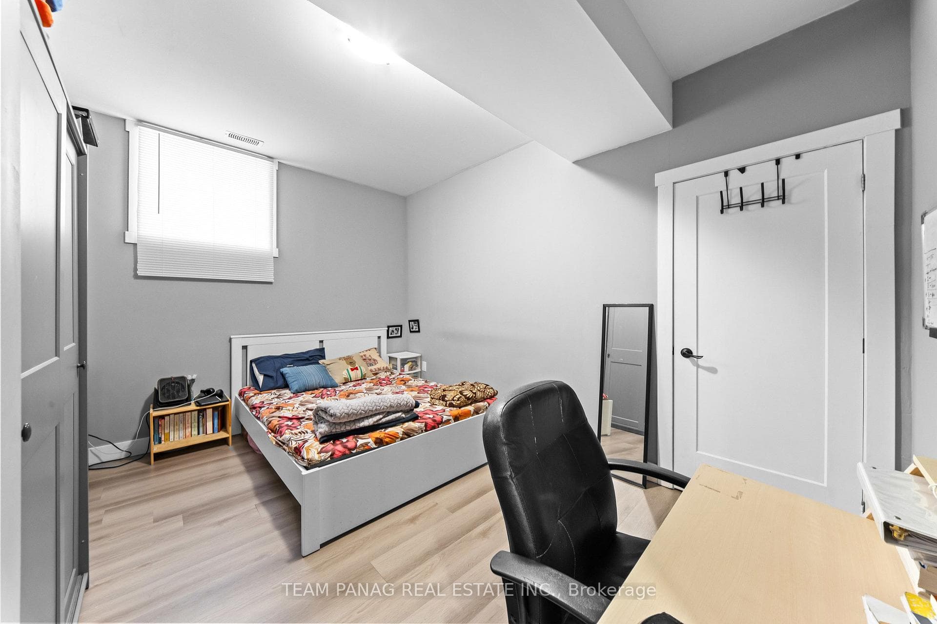 646 West 5th Street photo 35