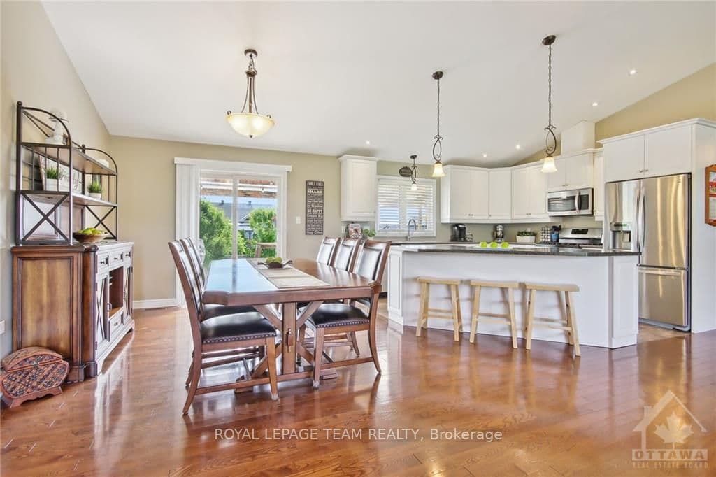 3297 MORNINGMIST Way photo 4