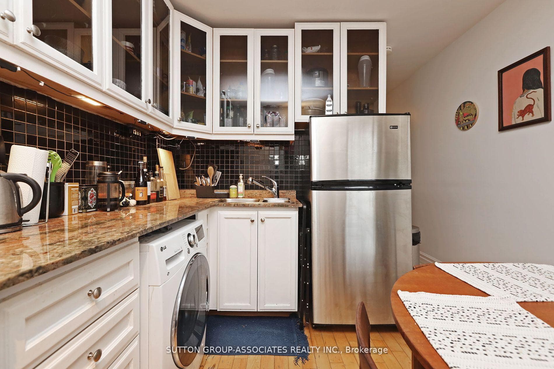 27 Heintzman Street photo 31