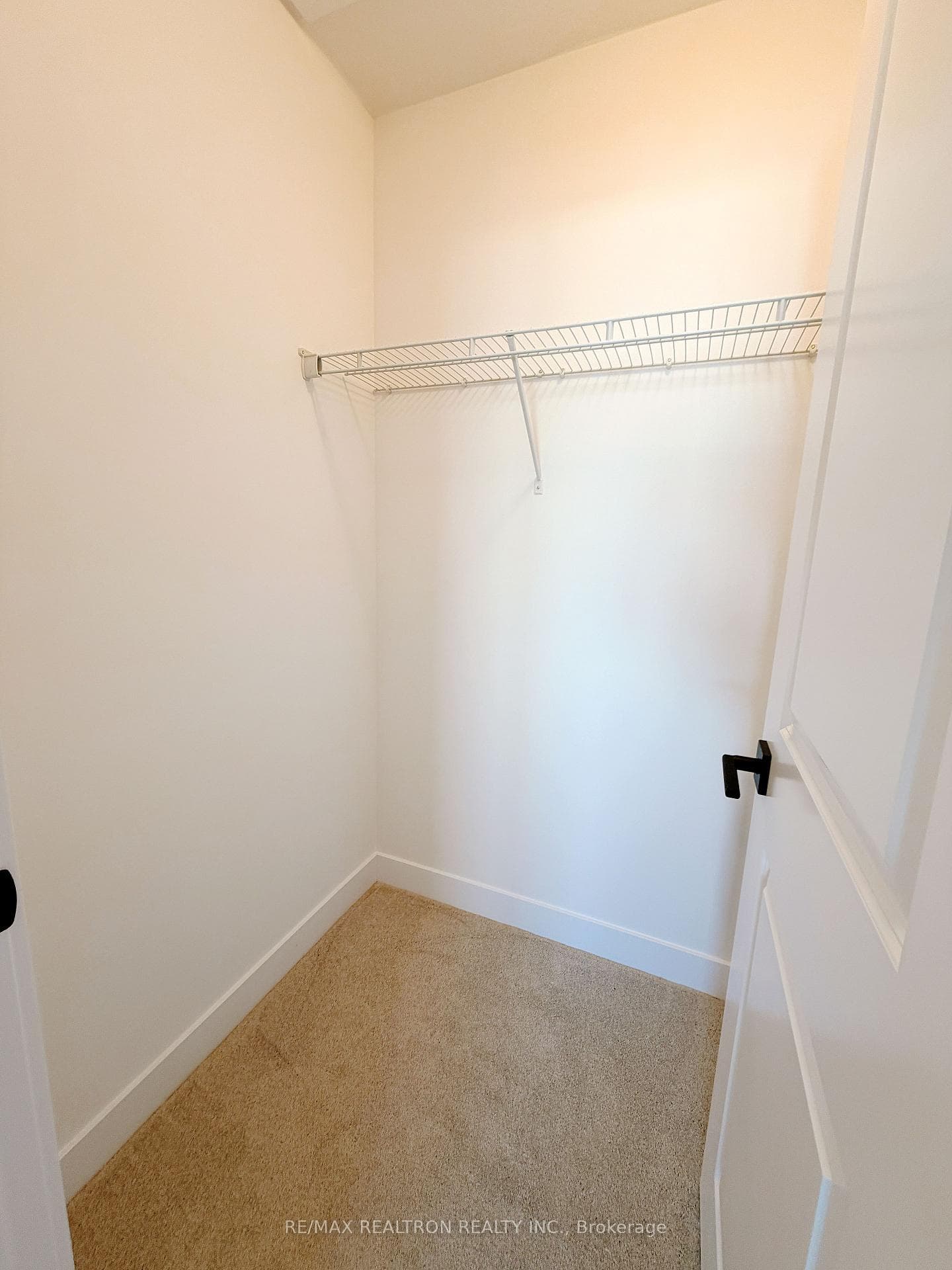 18 McAush Street photo 13