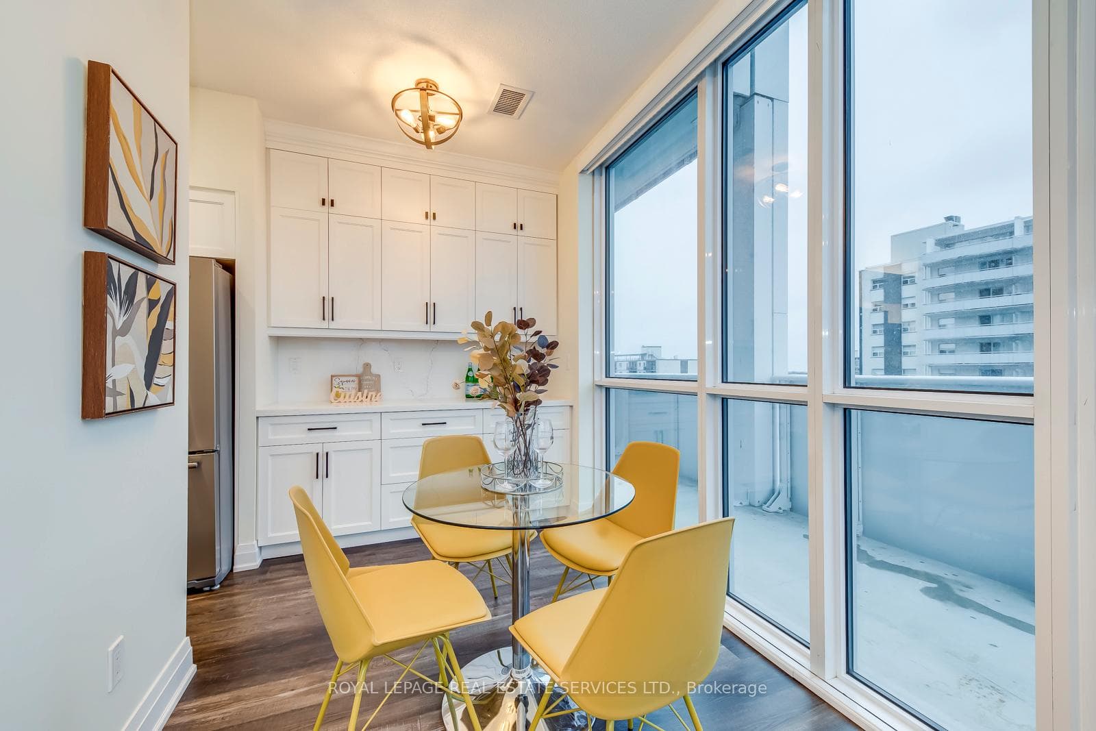 55 Speers Road Unit 509 photo 18