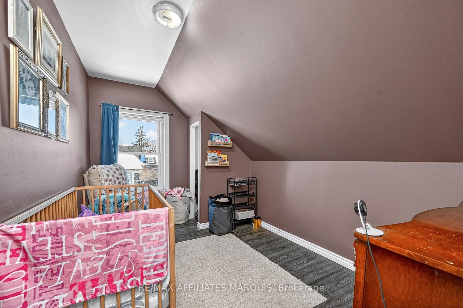 17 Mcgill Street photo 33