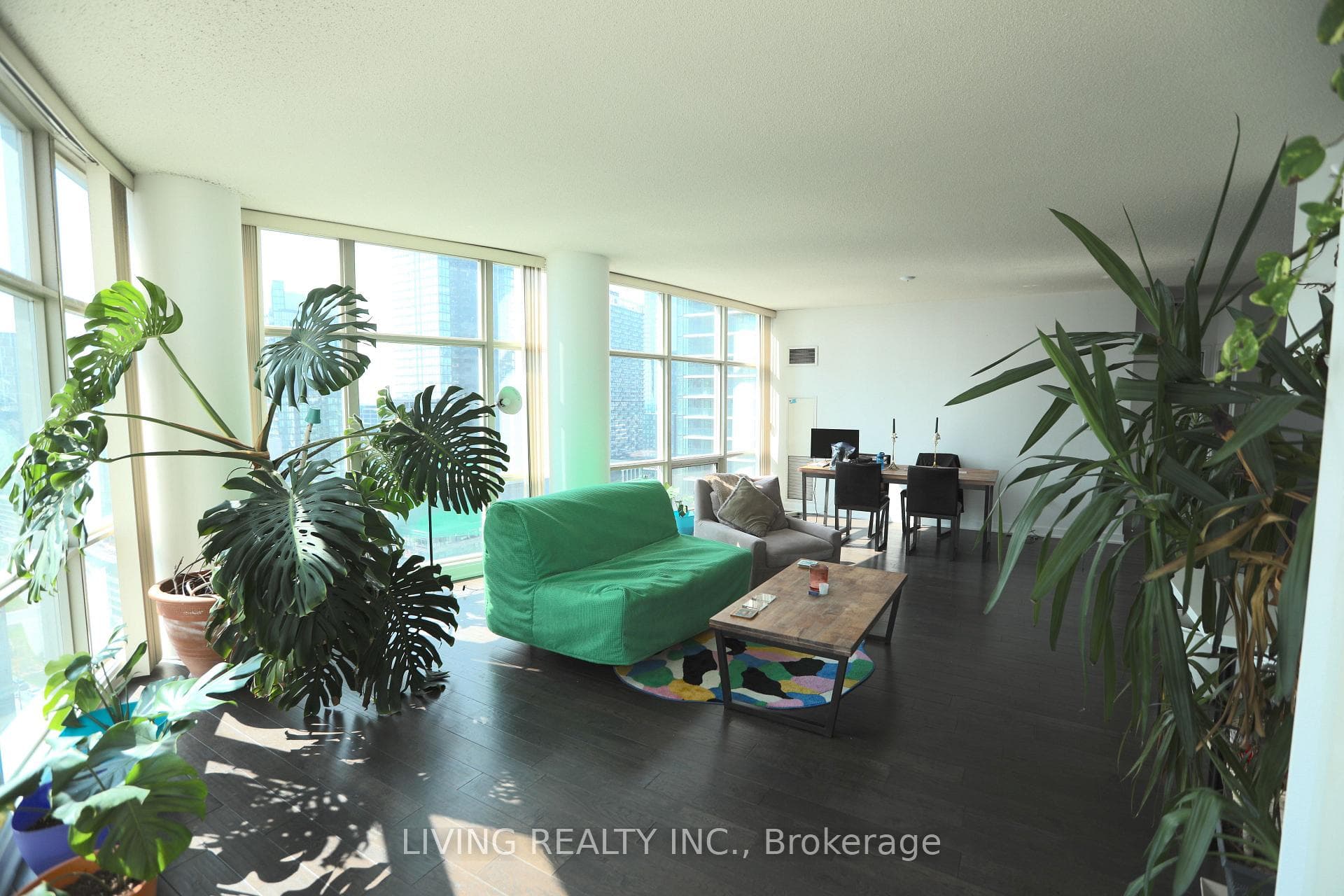 10 Navy Wharf Court Unit 3212 photo 2