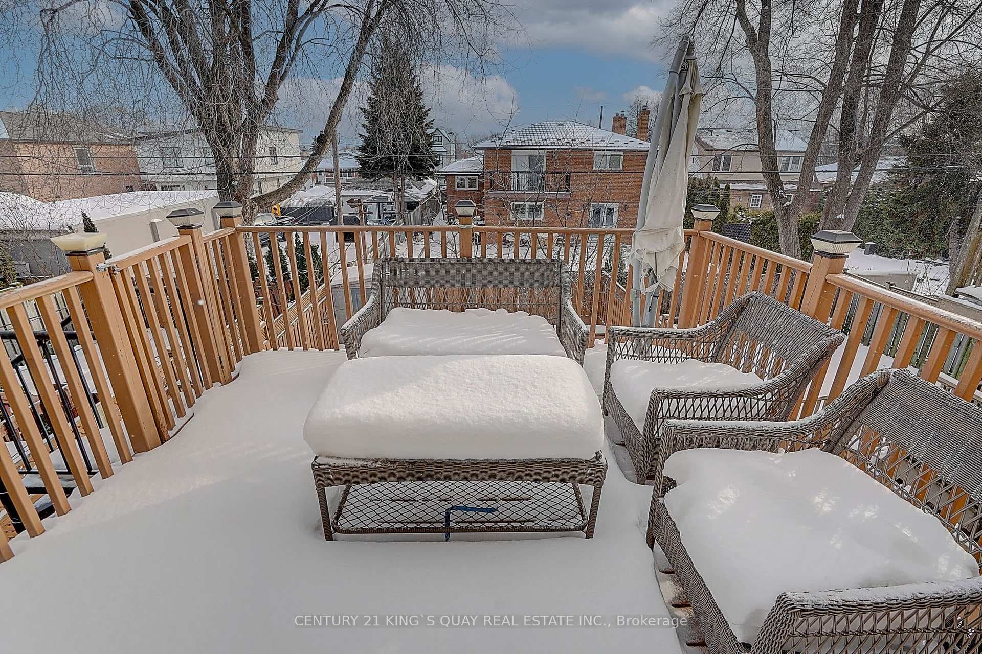 97 Evans Avenue photo 22