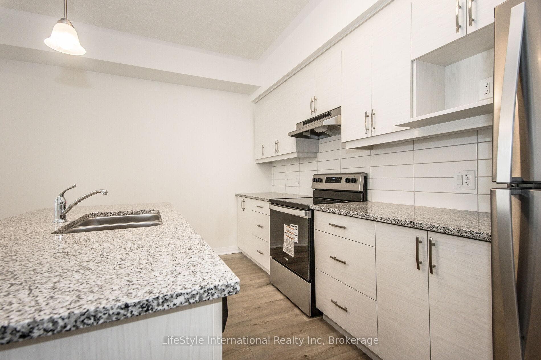 25 Isherwood Avenue Unit 36 photo 4