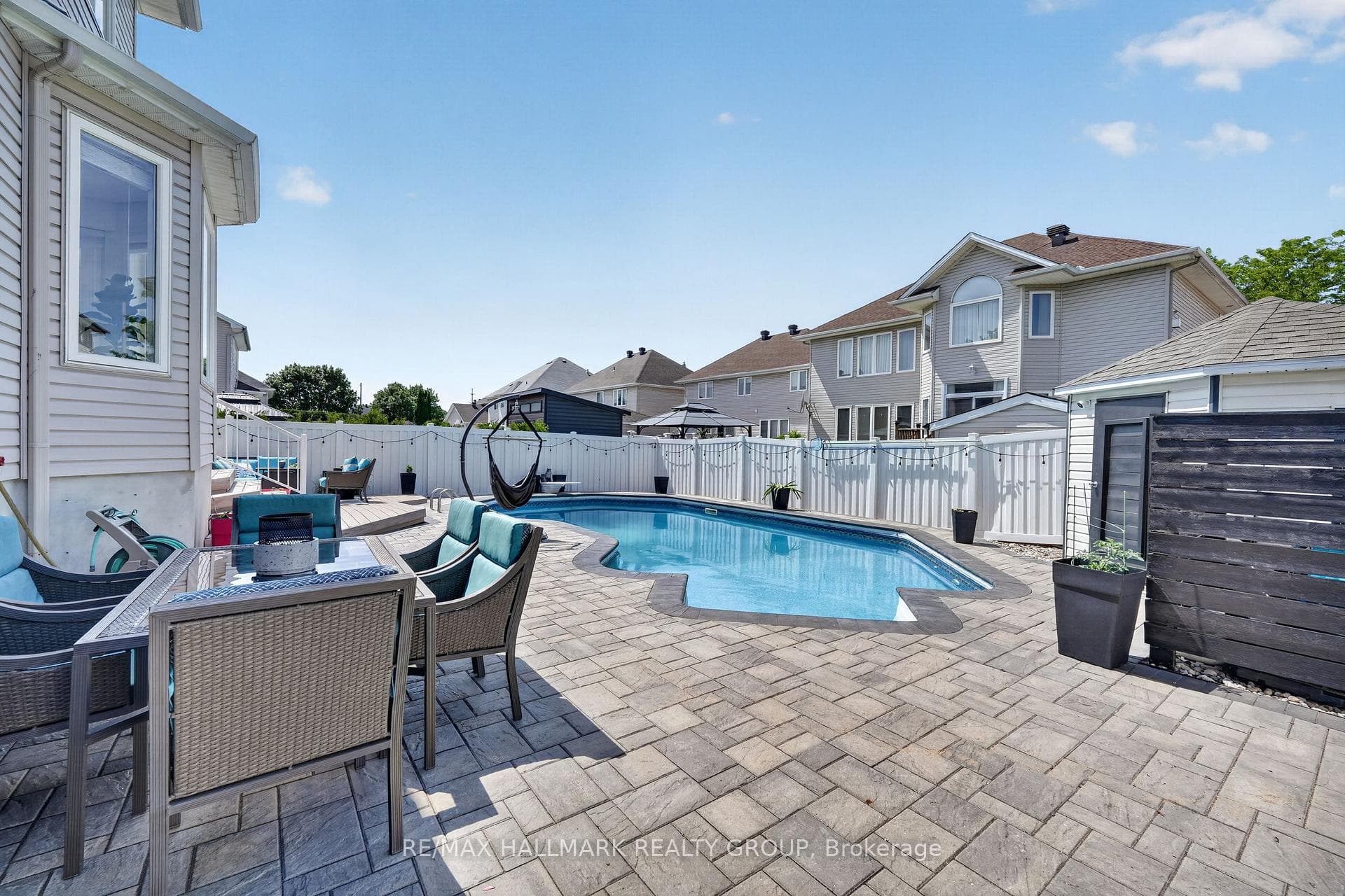1091 Charest Way photo 43