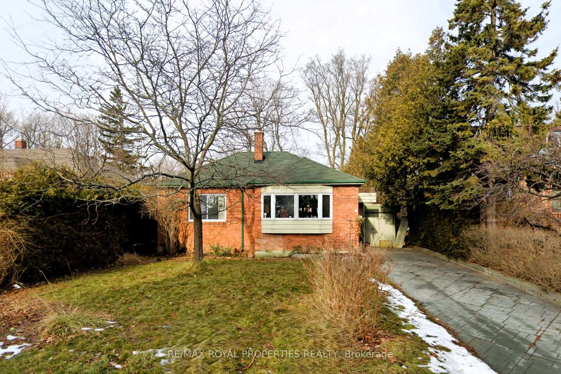 12 Cliffcrest Drive photo 3