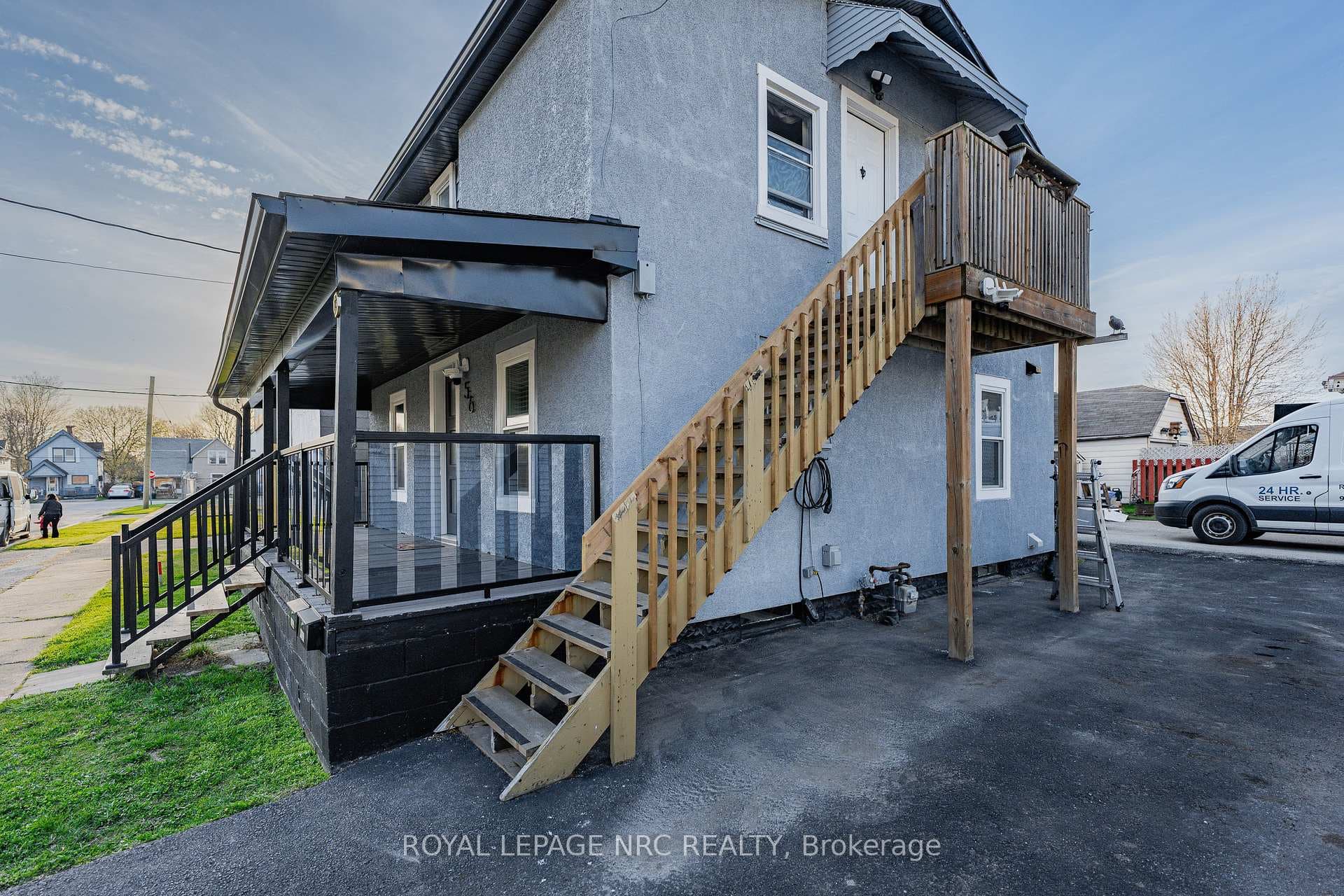 56 Decew Street photo 28