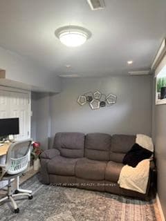 2194 St Clair Avenue photo 7