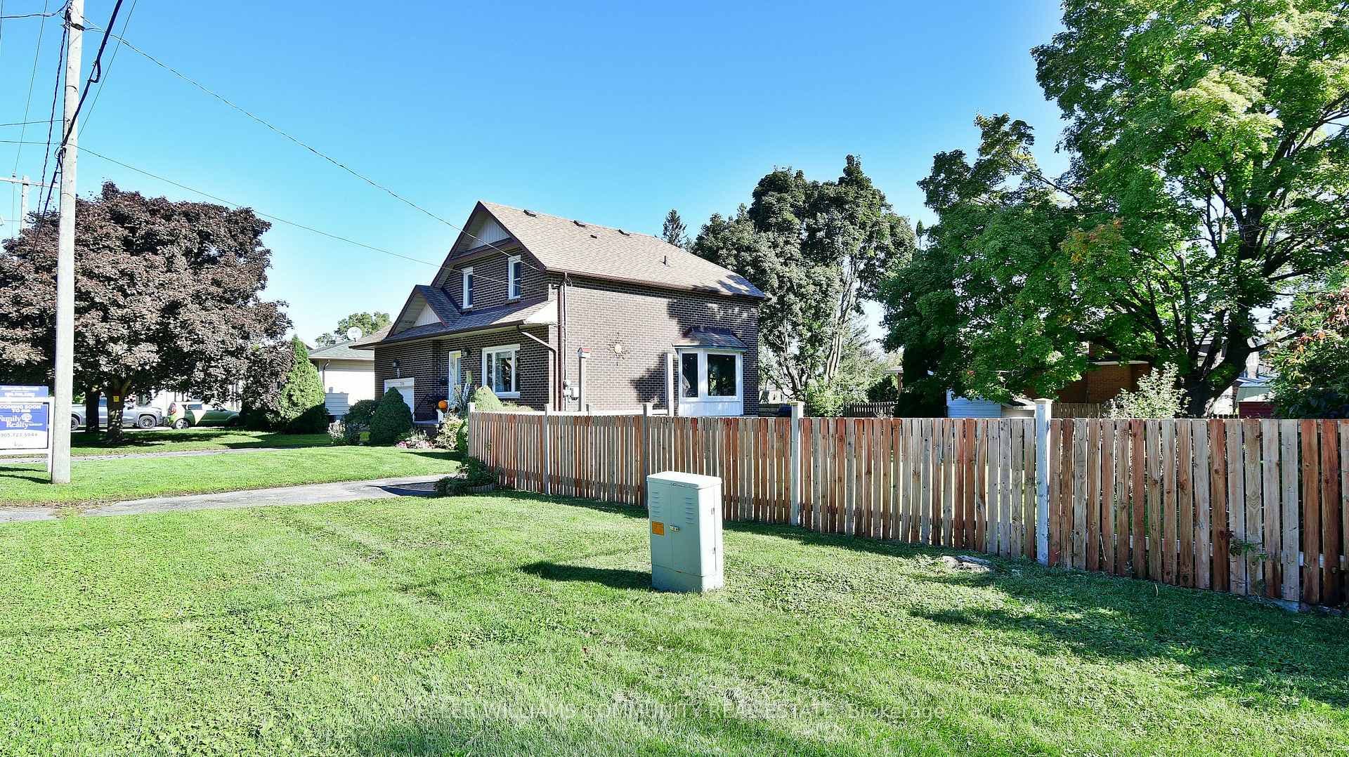 206 William Street photo 2