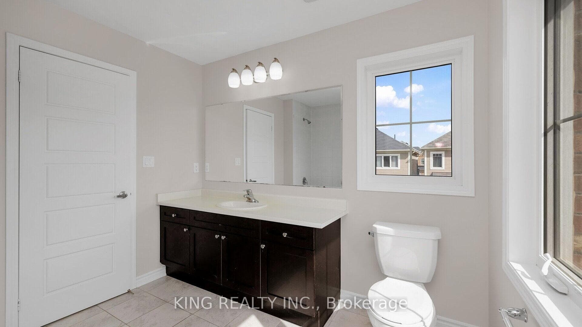 44 Wannamaker Crescent photo 38