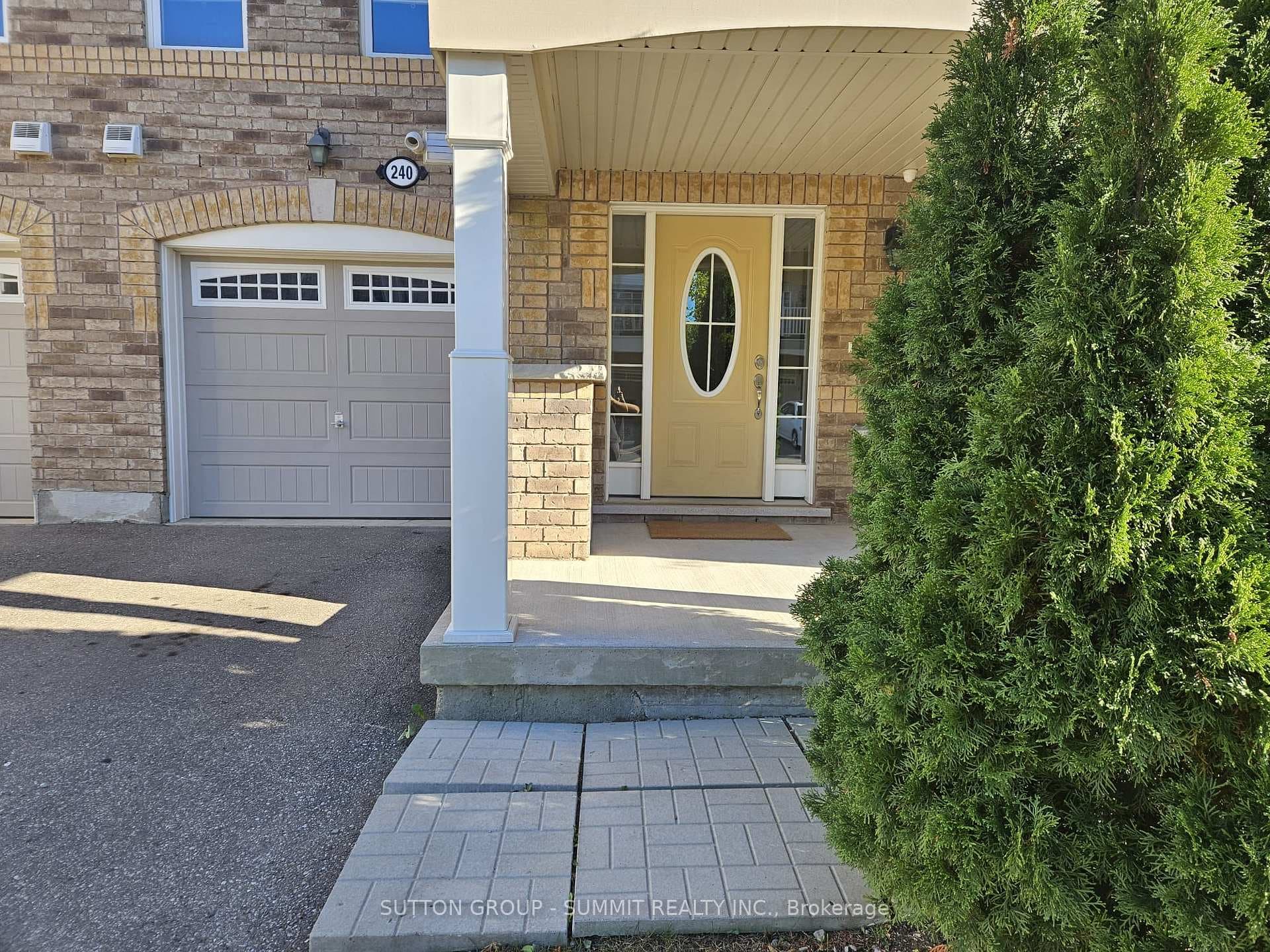 240 SEPTIMUS Heights photo 2