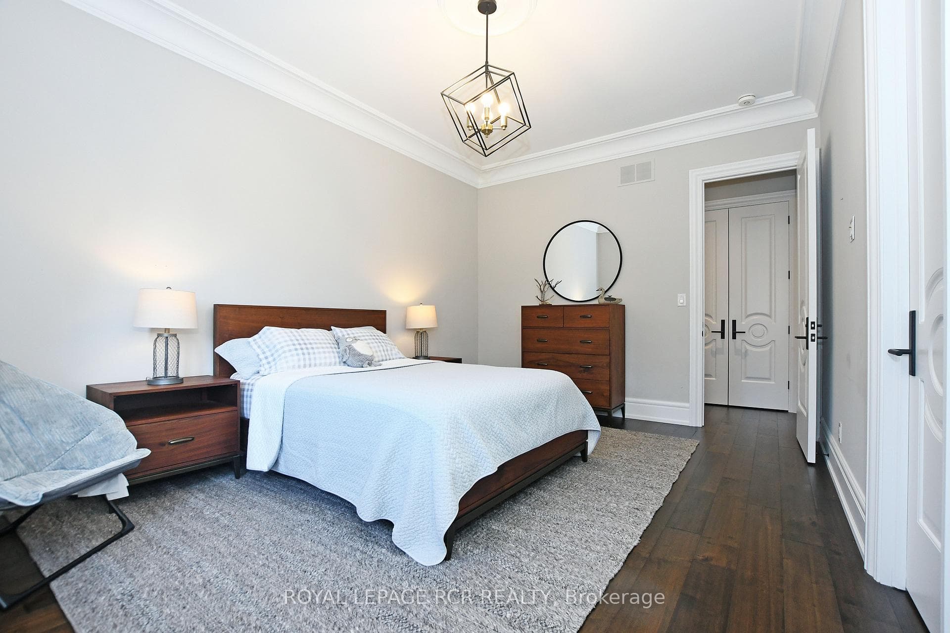 56 Stonegate Street photo 21