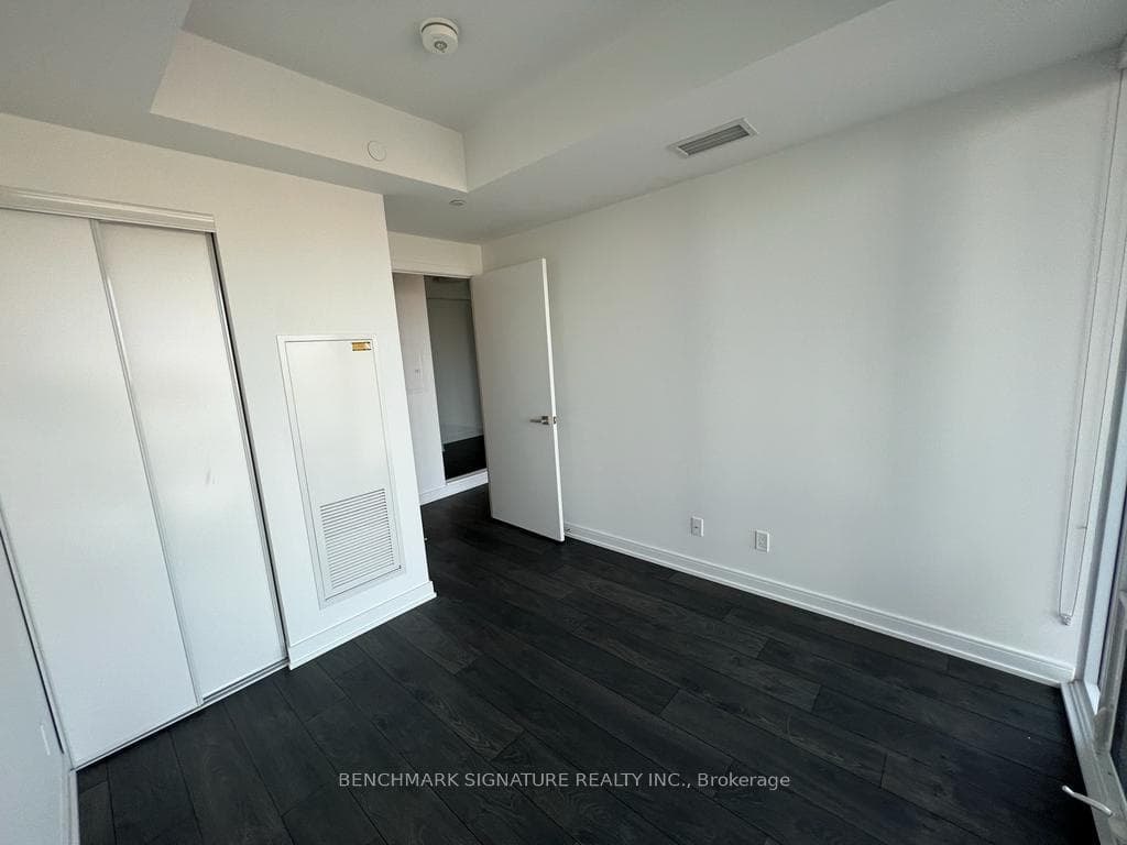 3 Gloucester Street Unit 1904 photo 2