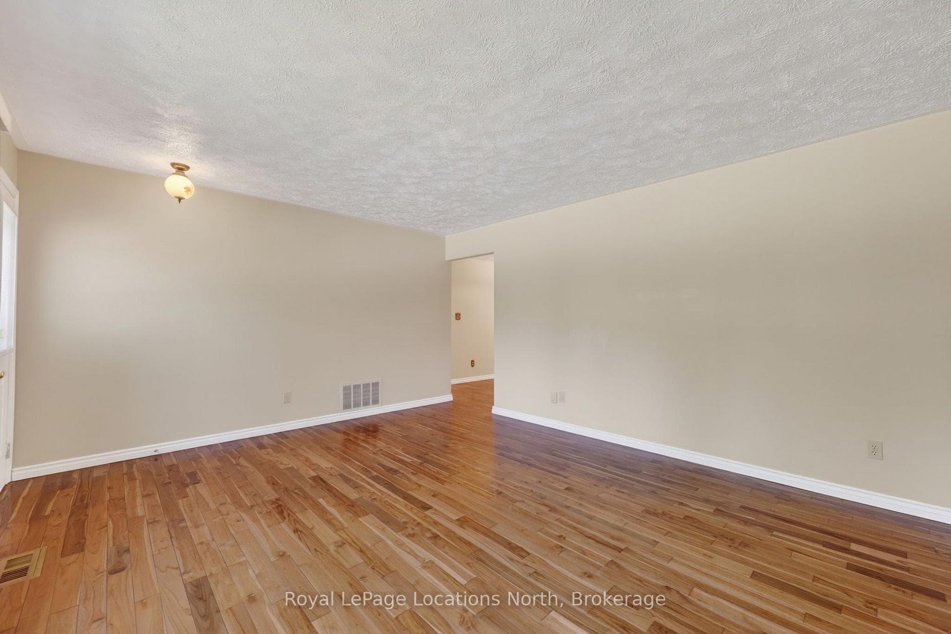 25 Pollard Drive photo 8