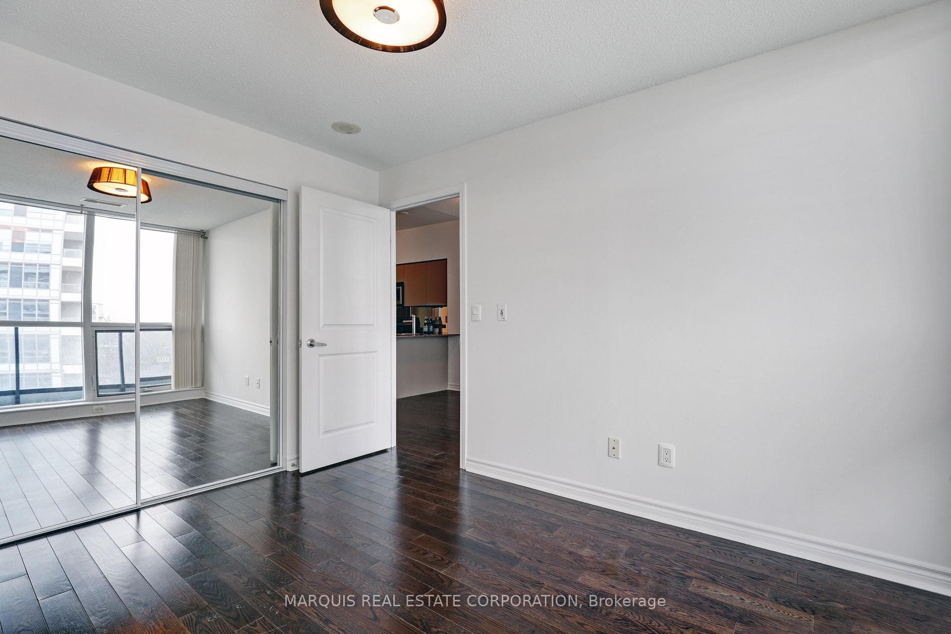 2885 Bayview Avenue Unit 529 photo 13