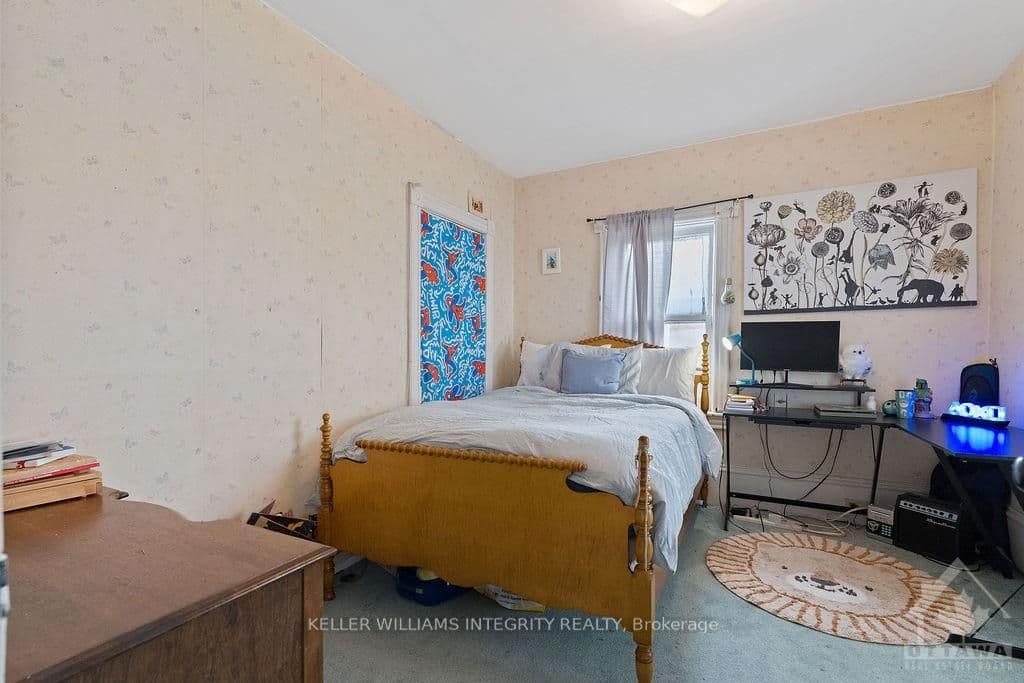 34 ROBINA Avenue photo 24