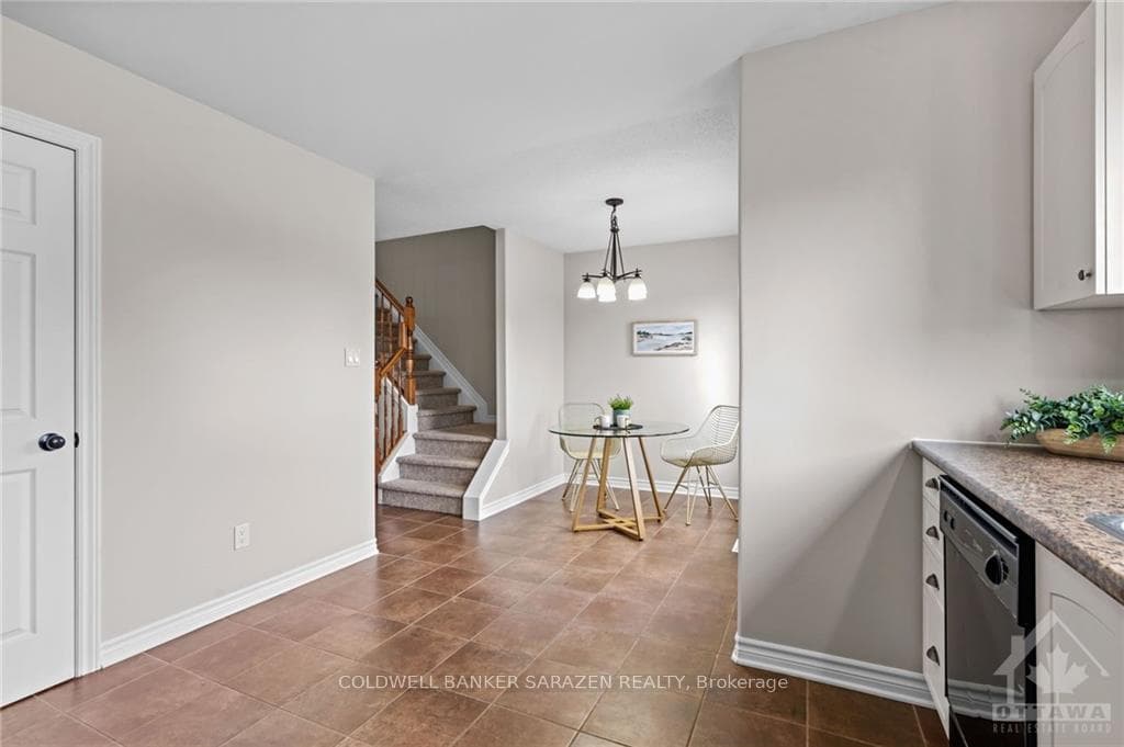80 RAINA Way photo 15