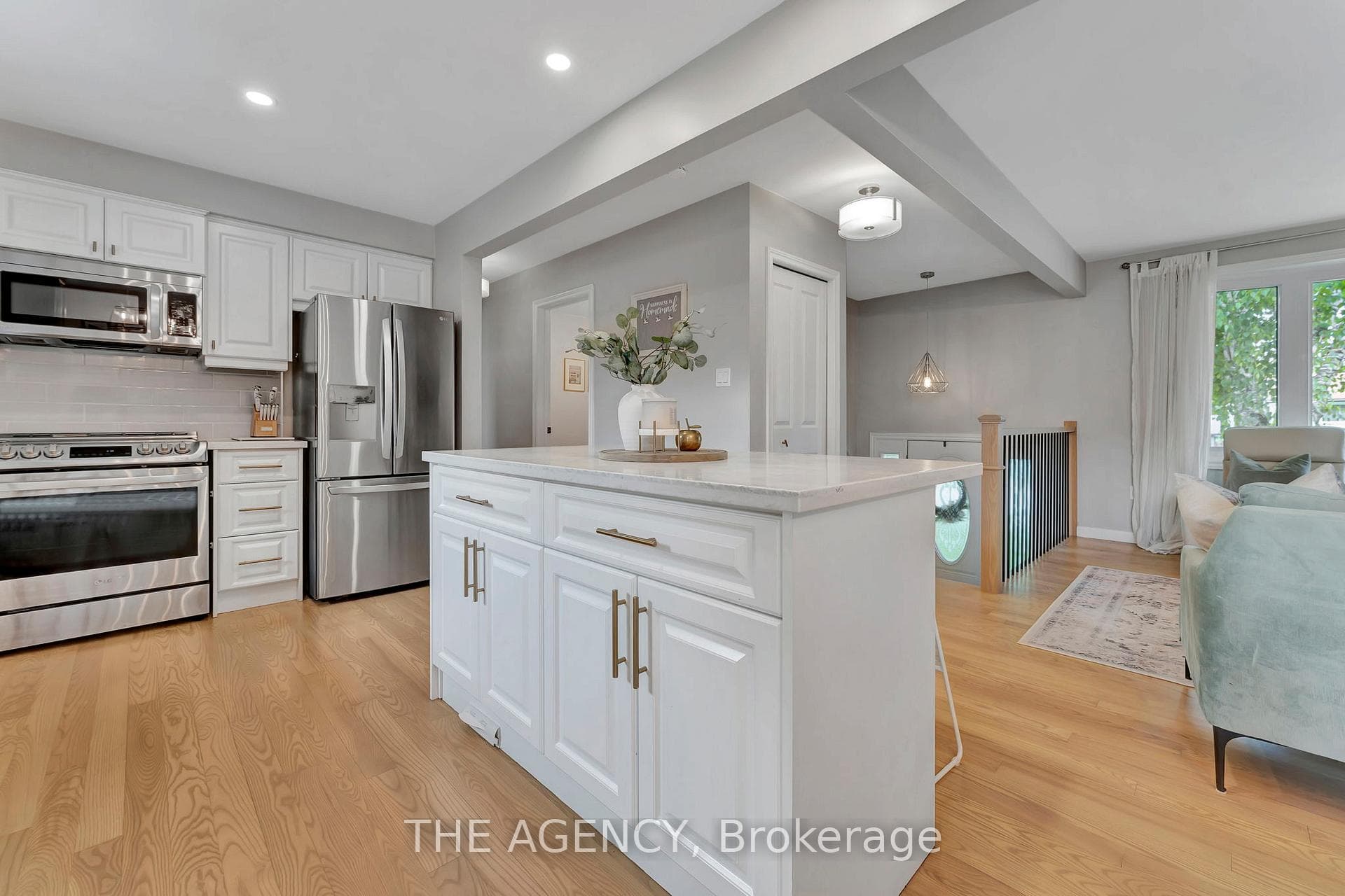 55 Farr Crescent photo 12
