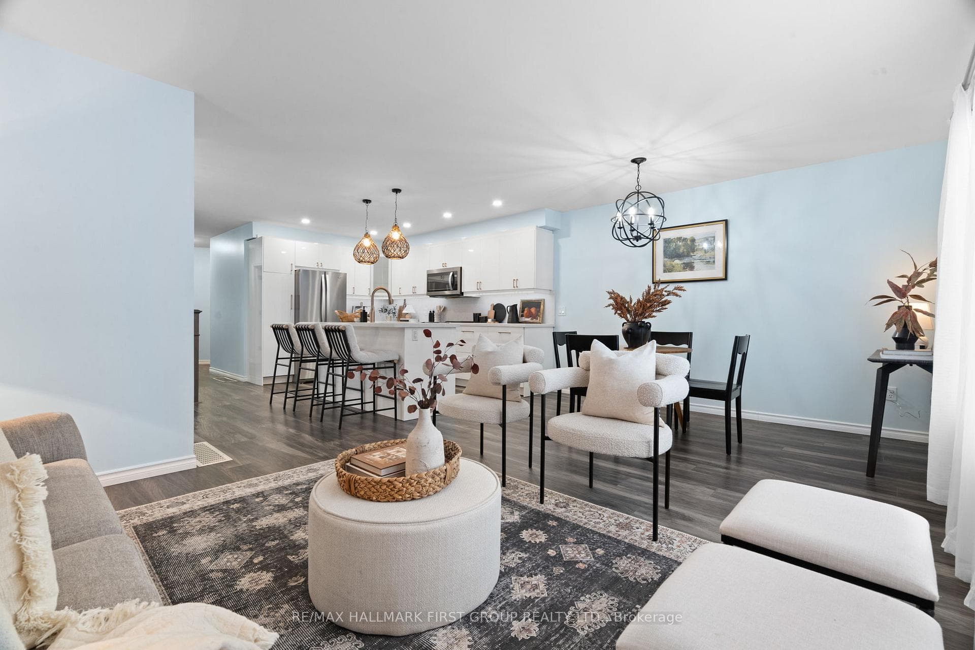 1102 Central Park Boulevard photo 3