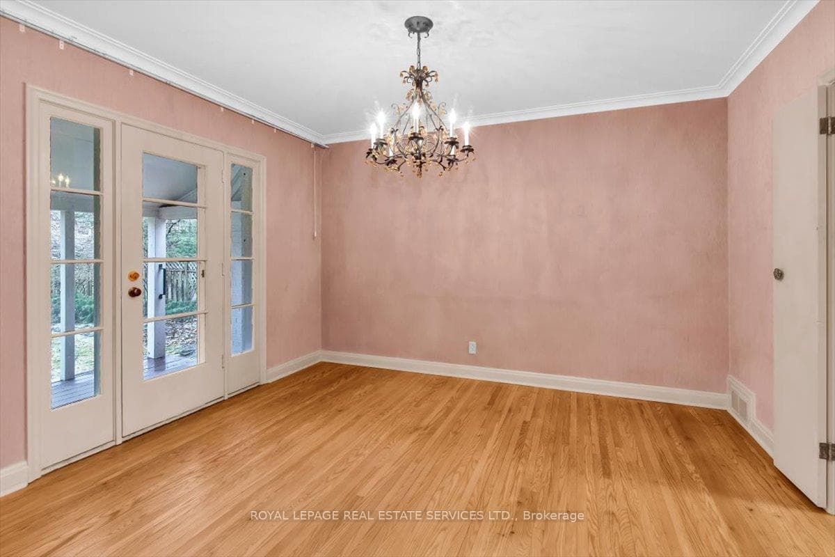 66 Mason Boulevard photo 5