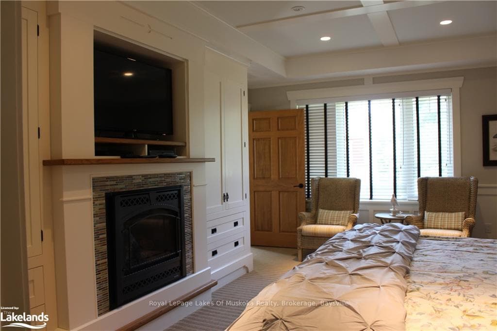 1020 BIRCHGLEN Road Unit Elm Wk 2 photo 13