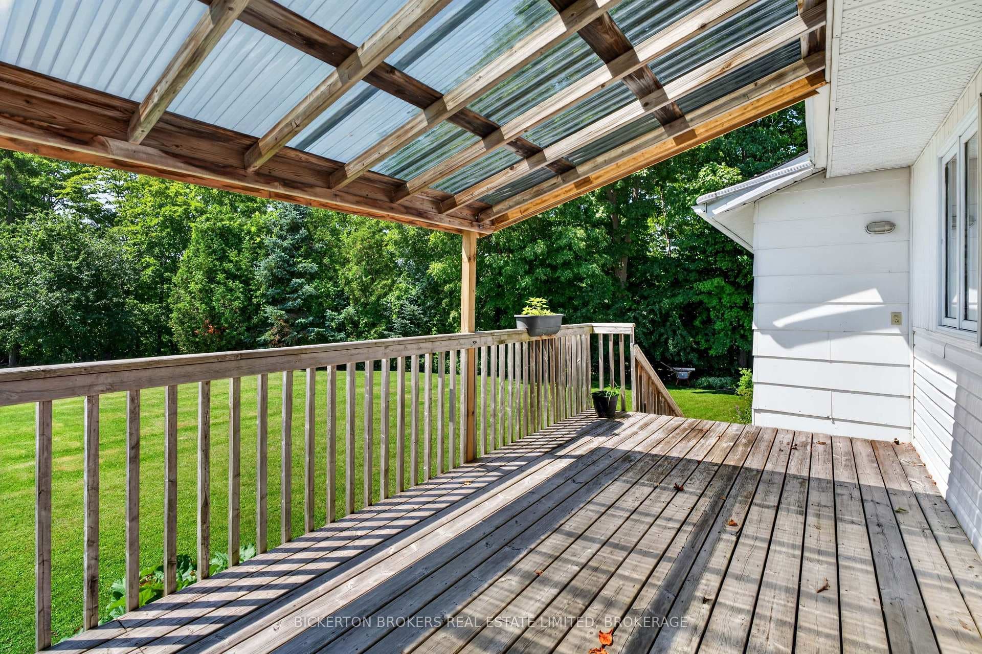 154 Eden Grove Road photo 9