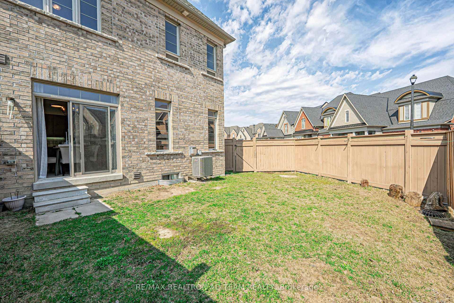 116 Workmen's Circle photo 31