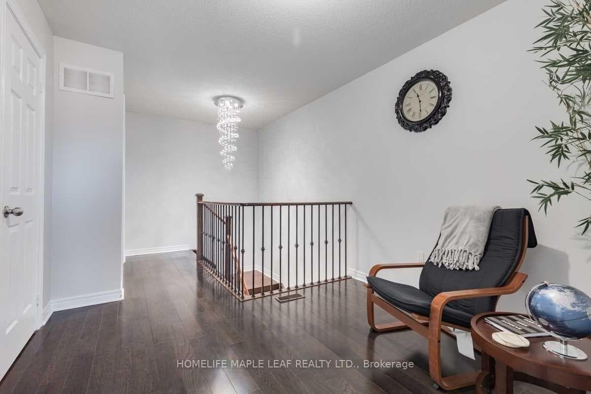 84 Atherton Avenue photo 14