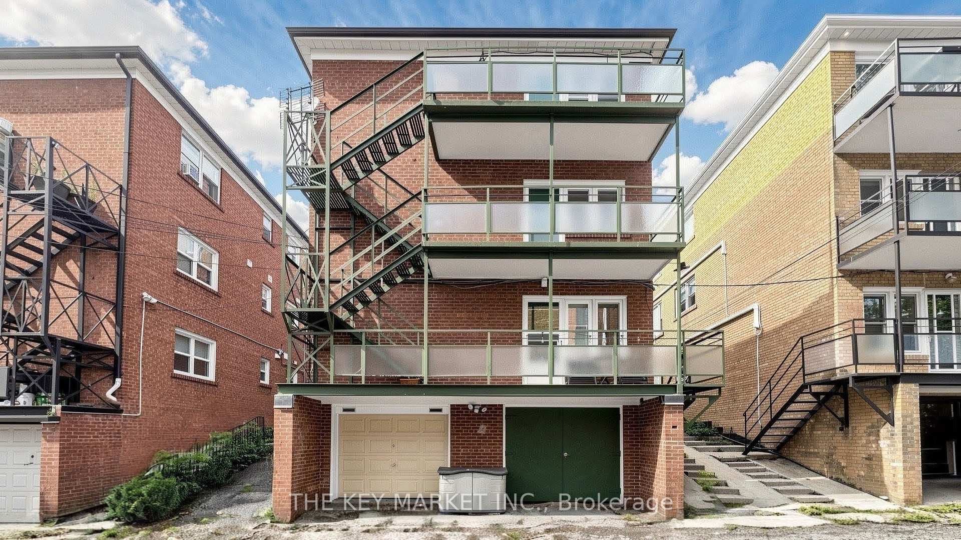 209 St Clements Avenue photo 50